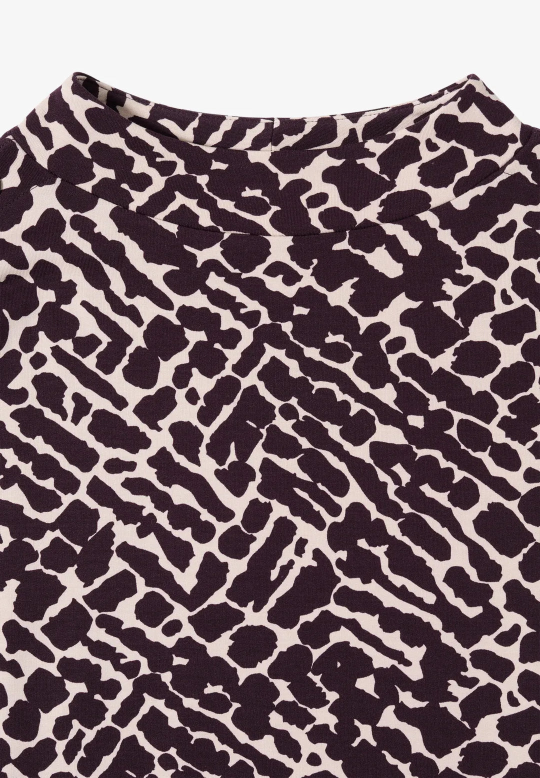 Cecil Buttoned Funnel Top In Eggplant Red