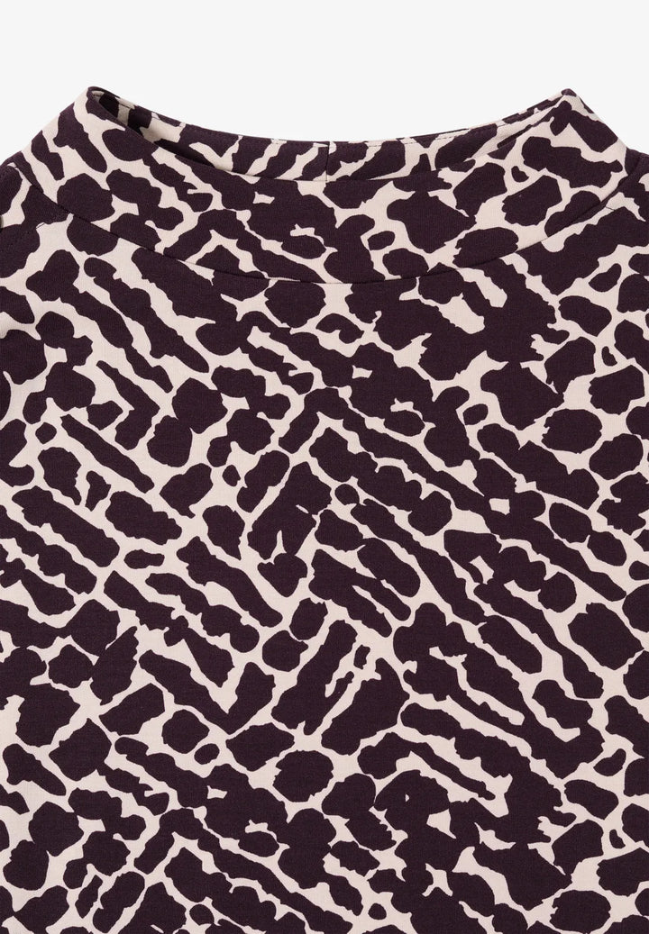 Cecil Buttoned Funnel Top In Eggplant Red