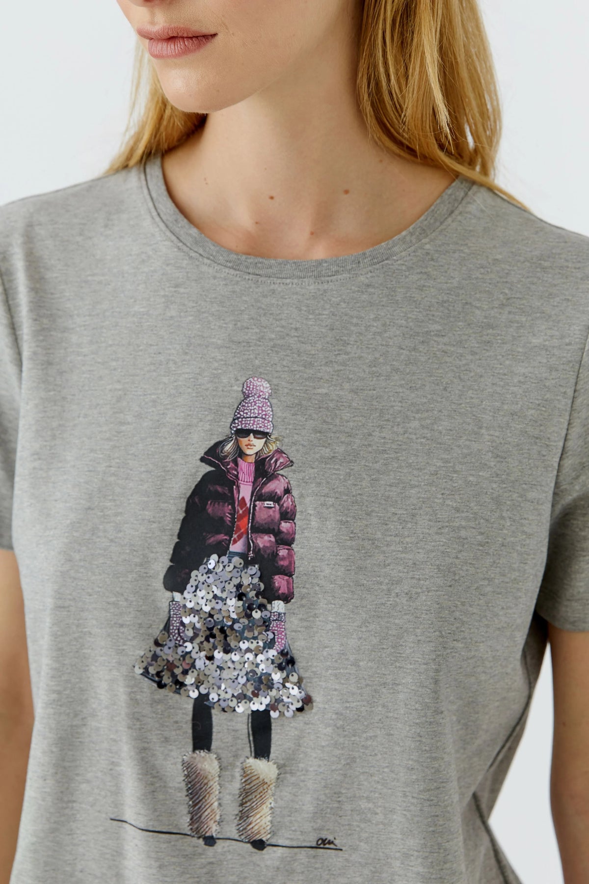 Image t-shirt in river stone
