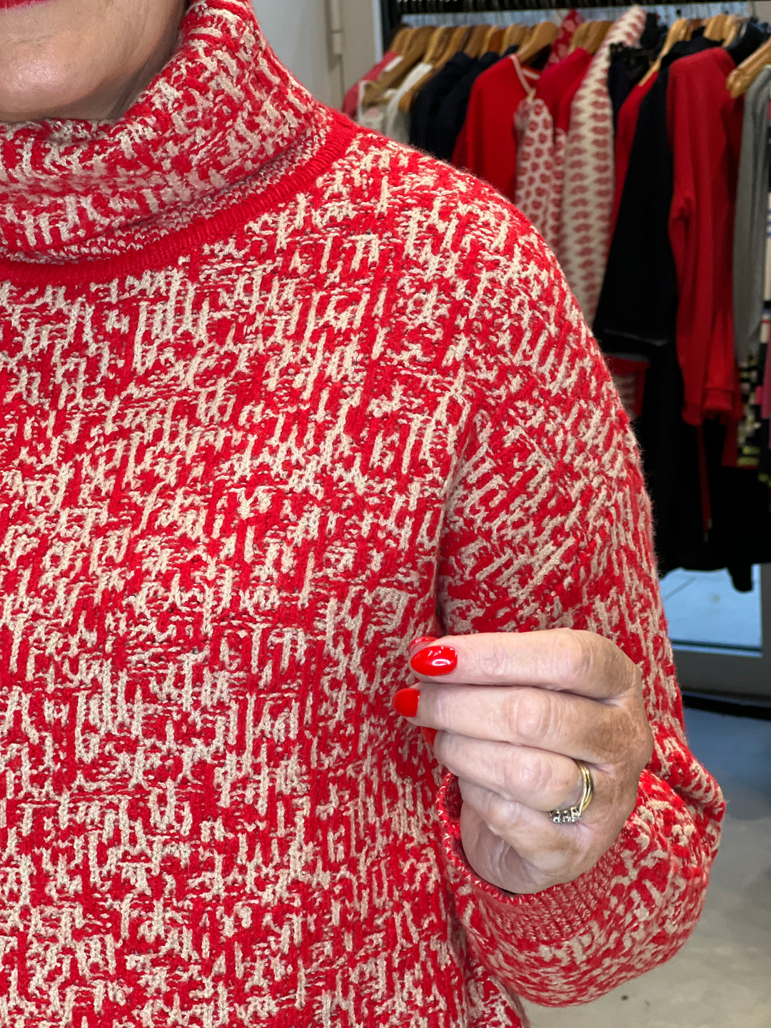 Street One Two Tone Pullover In Racing Red