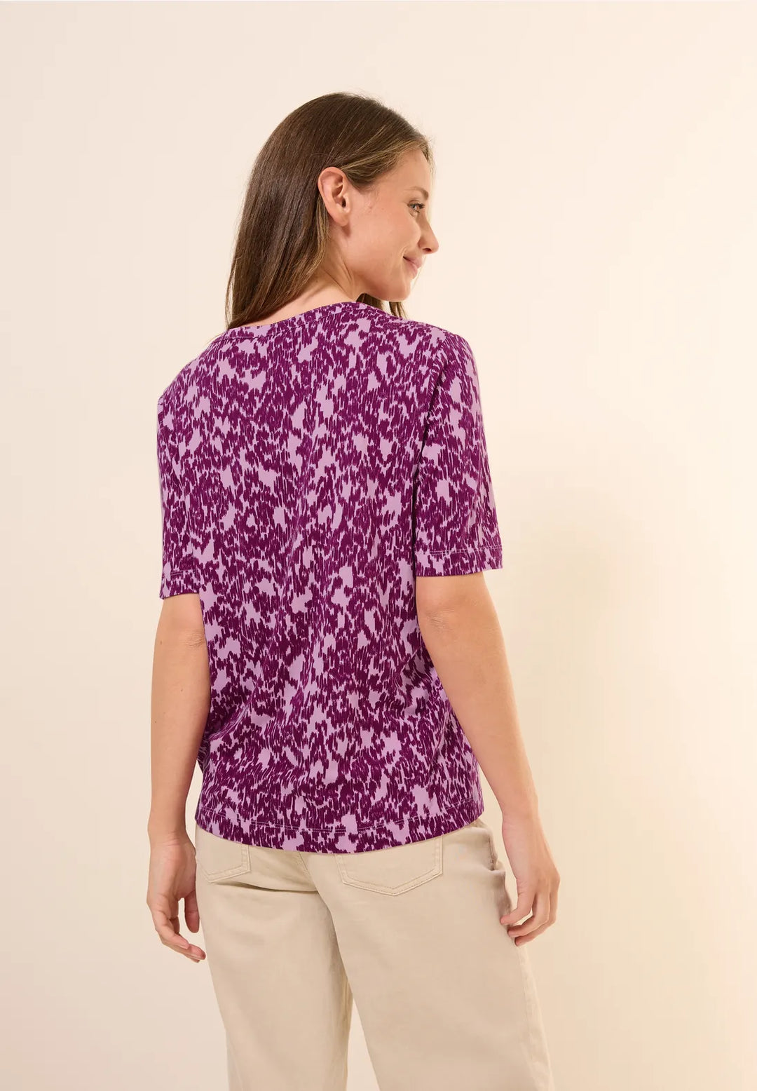 Cecil Minimal  Print v-neck T-Shirt In Cherry Blossom Pink