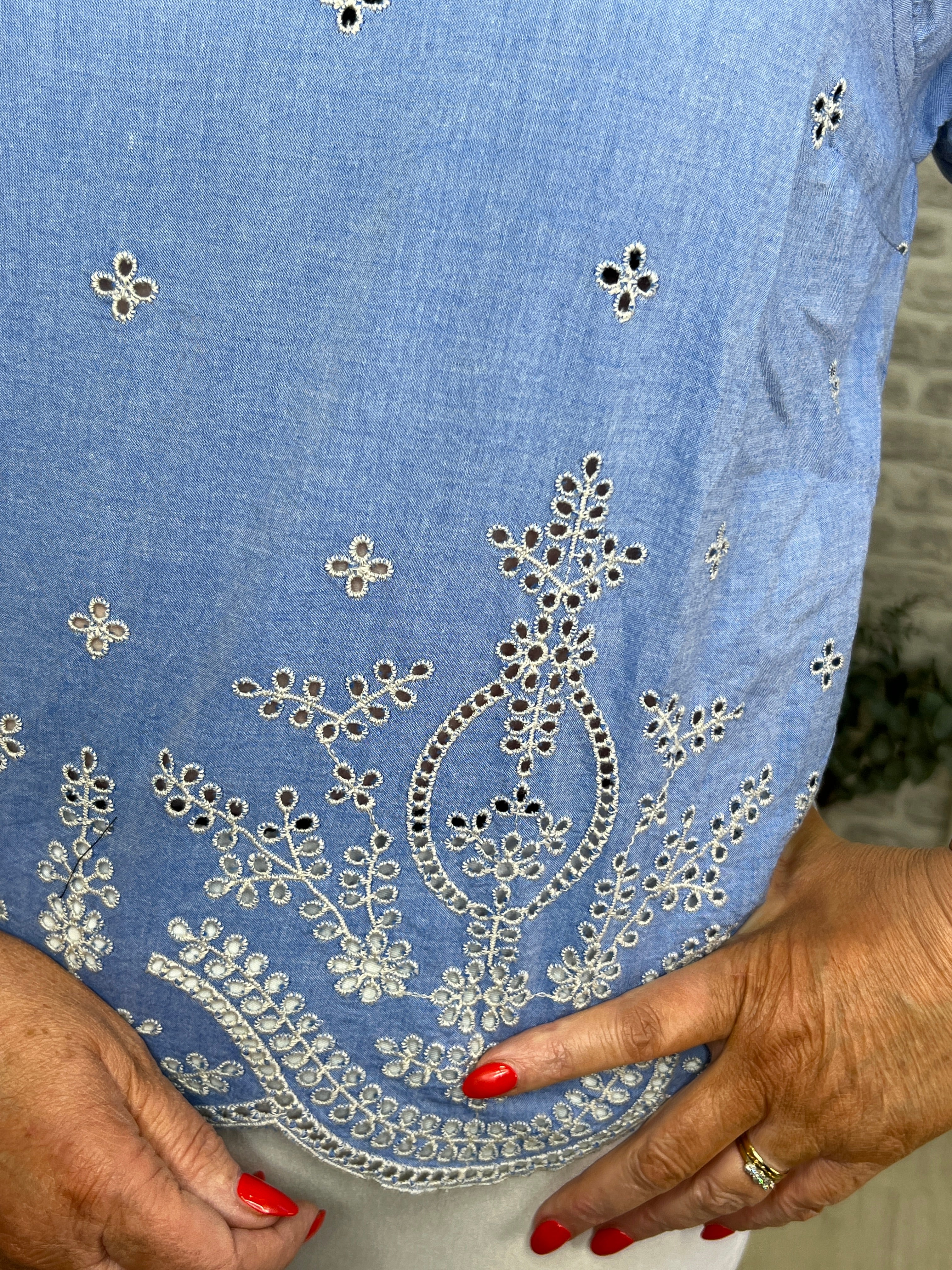 Nümph Nuwiveca Blouse In Denim Blue