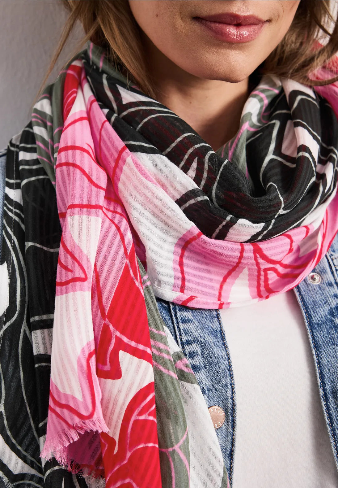 Street One Floral Print Scarf In Multicolour