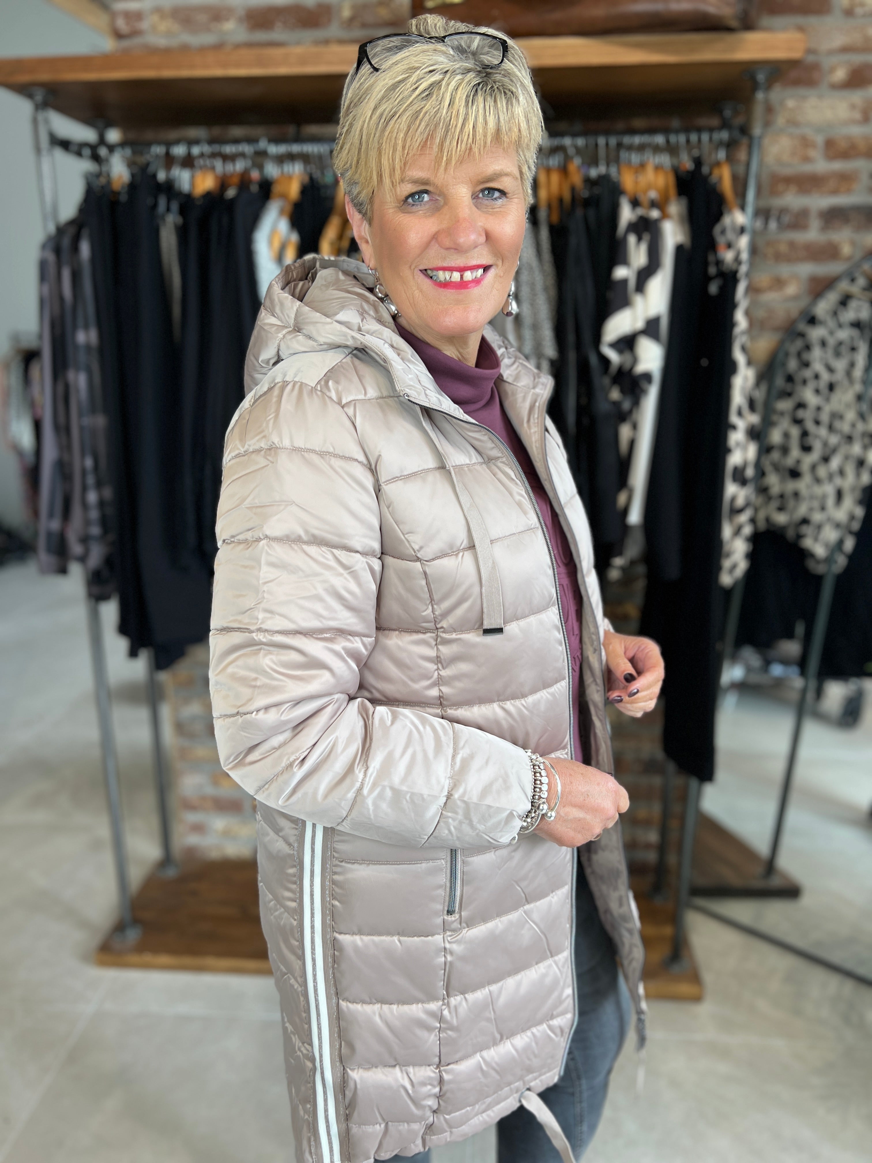 Monari Quilted Coat With Stripes In Truffle
