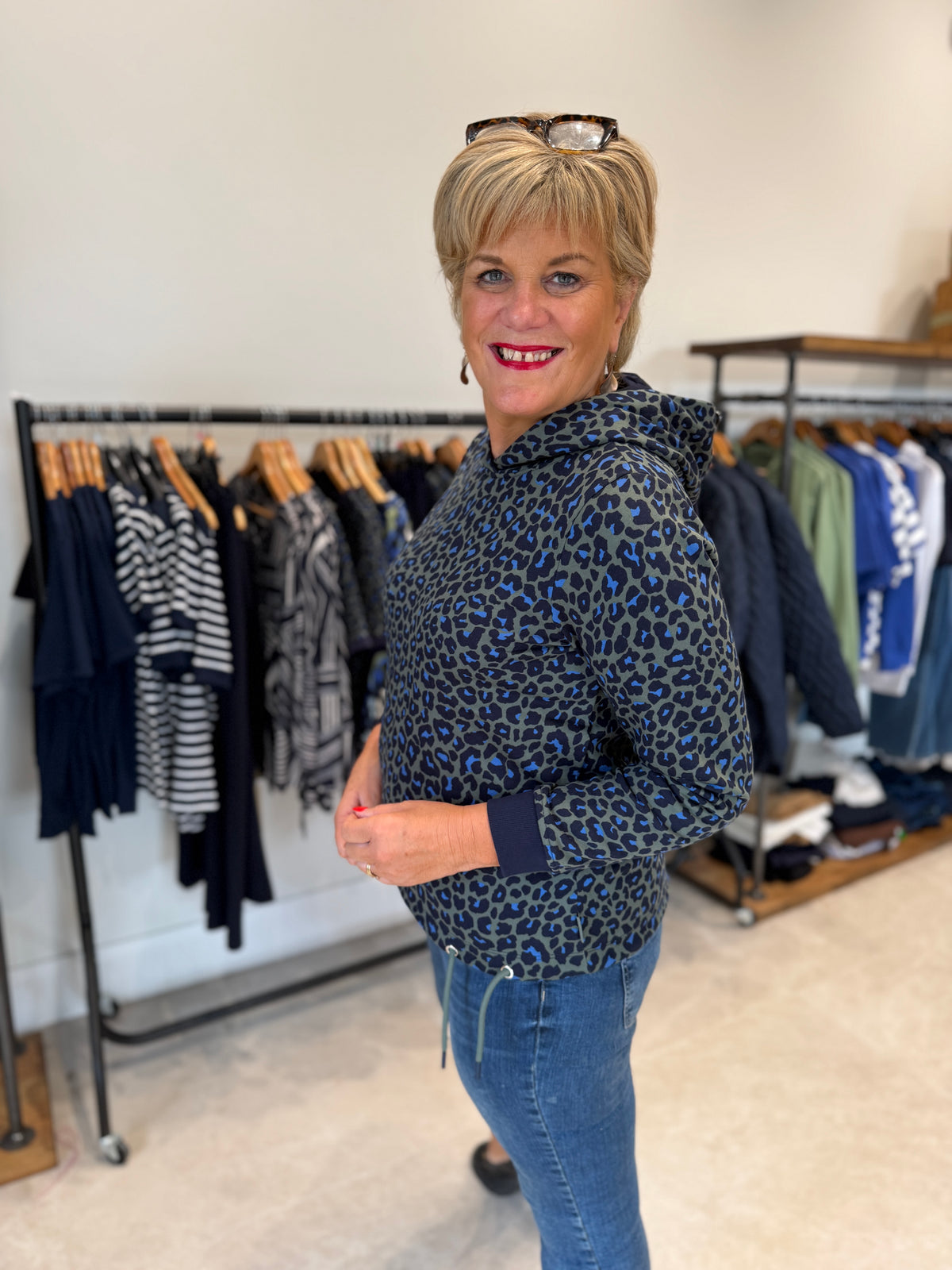 Leo print hoodie in Navy multi