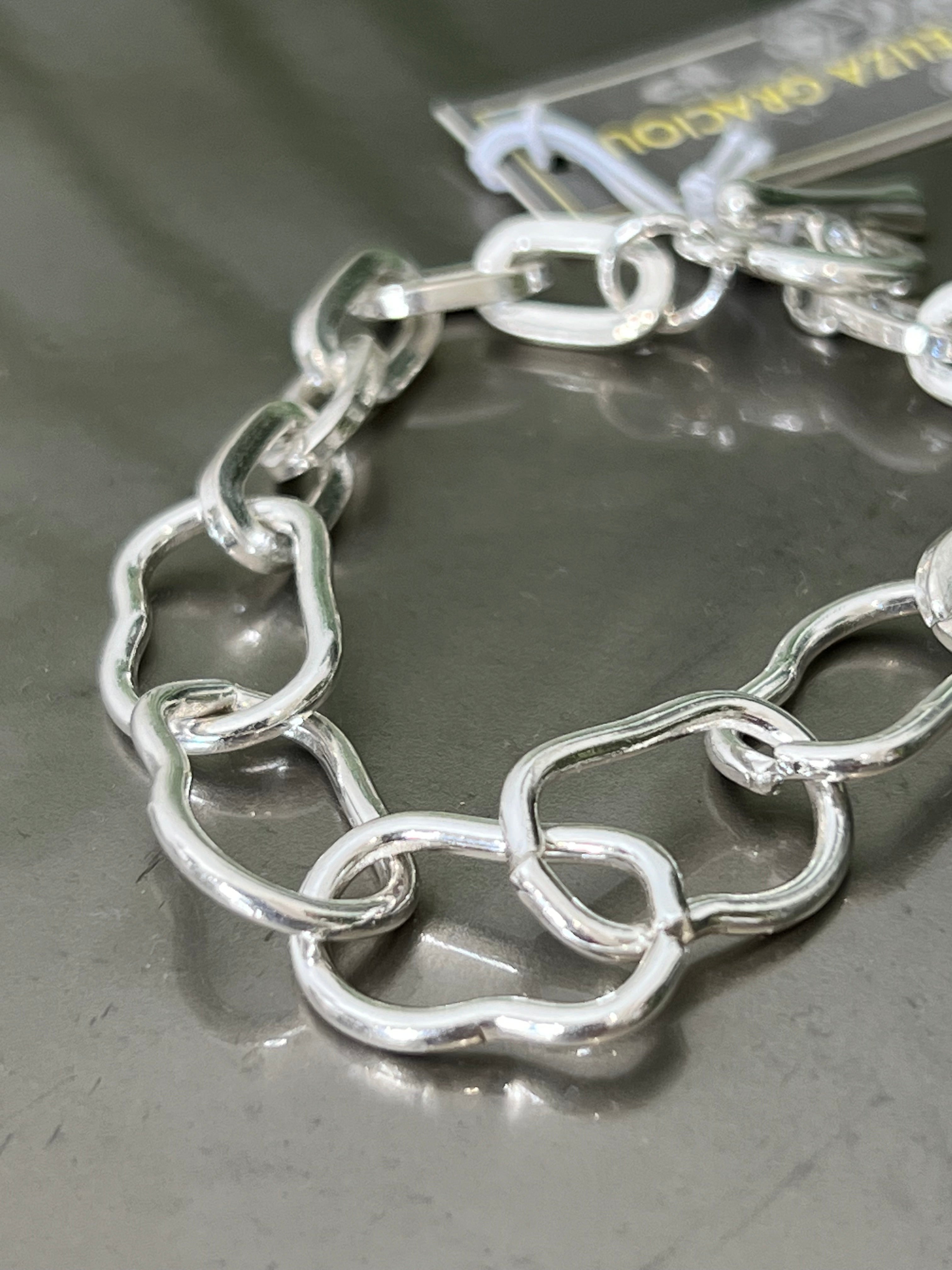 Eliza Gracious Chain Bracelet With T-Bar In silver