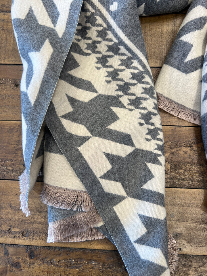 Elsa Patterned Scarf In Grey Multi