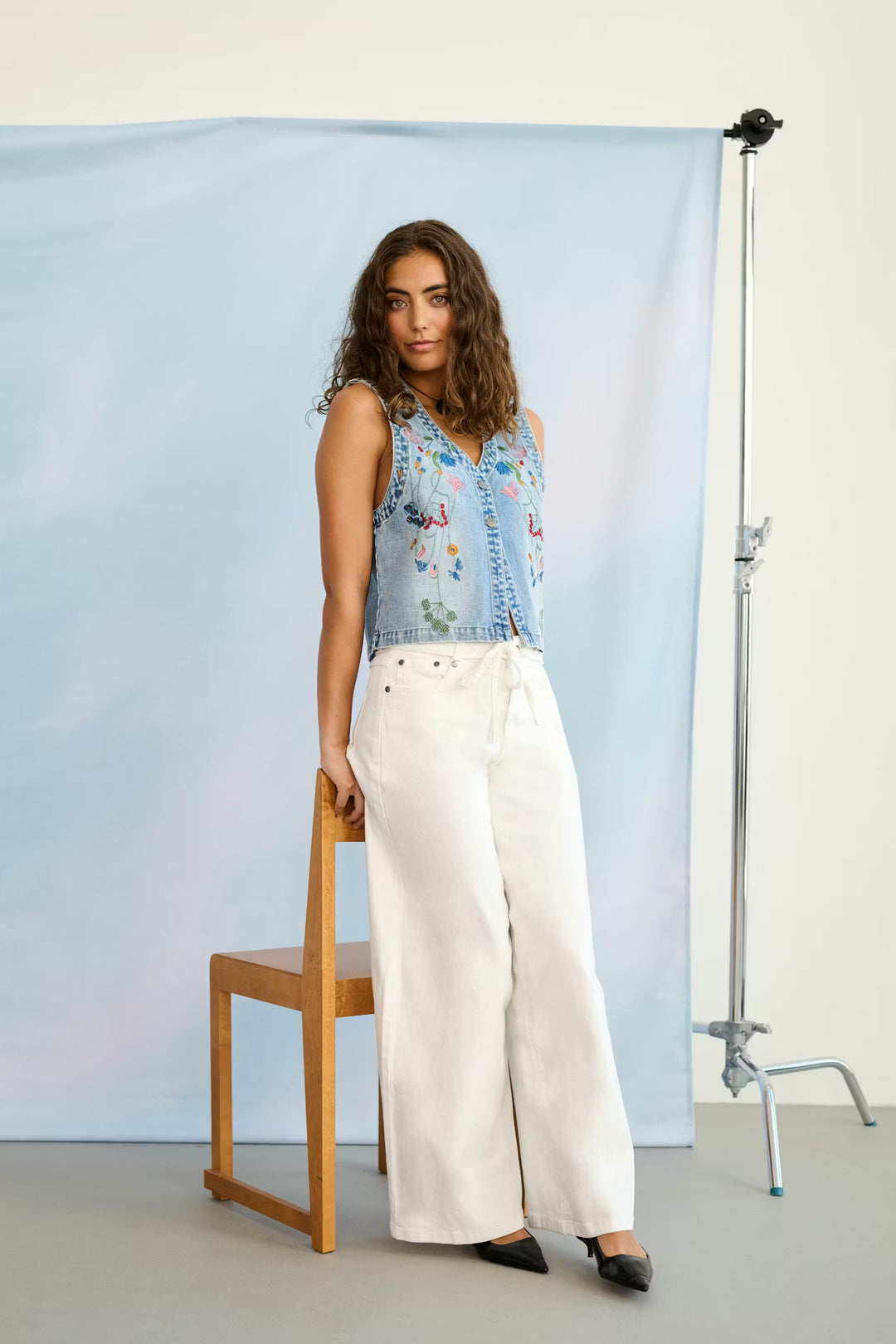 Culture Embroidery Waistcoat In Light Wash