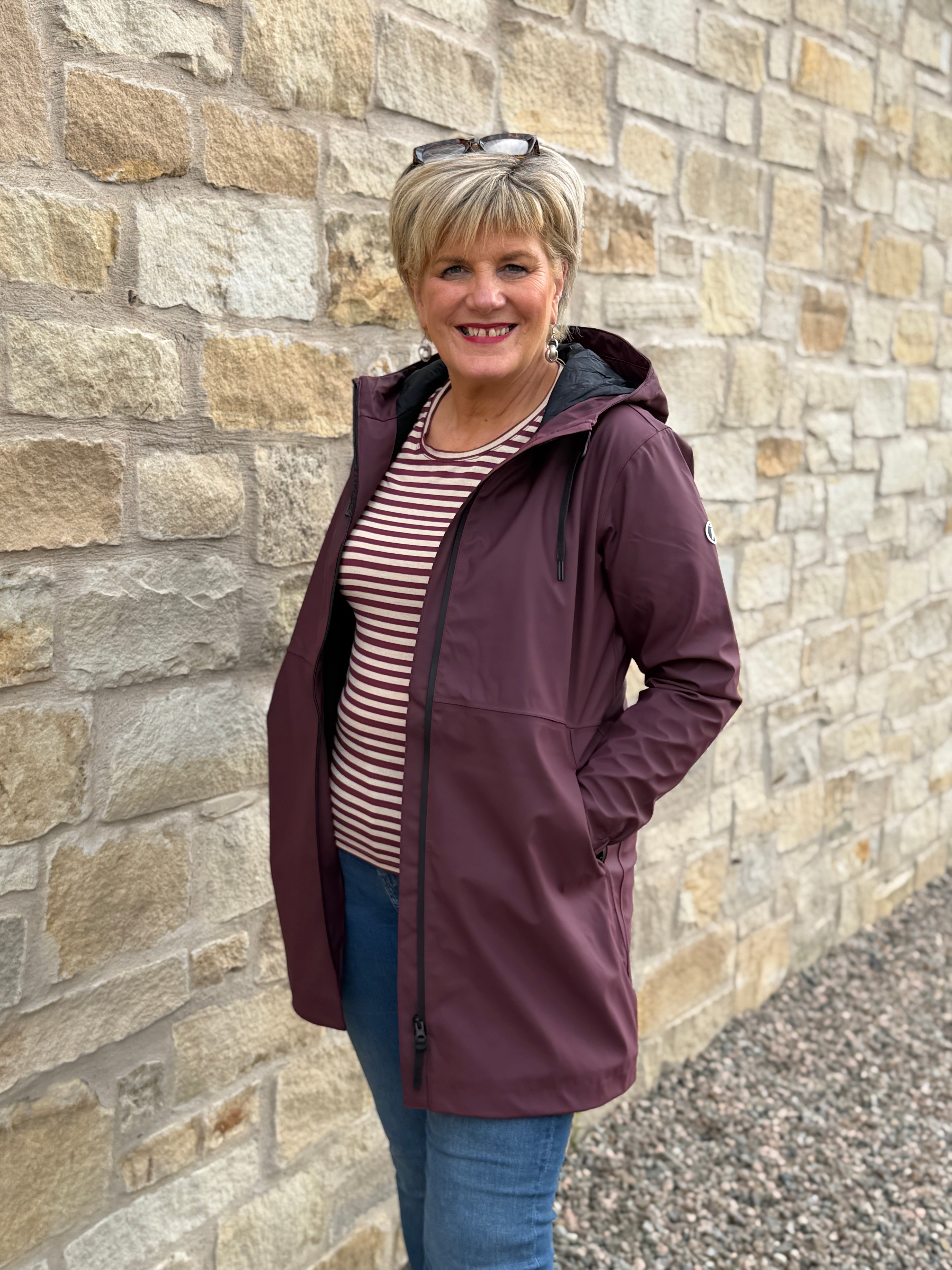 vand raincoat in fig