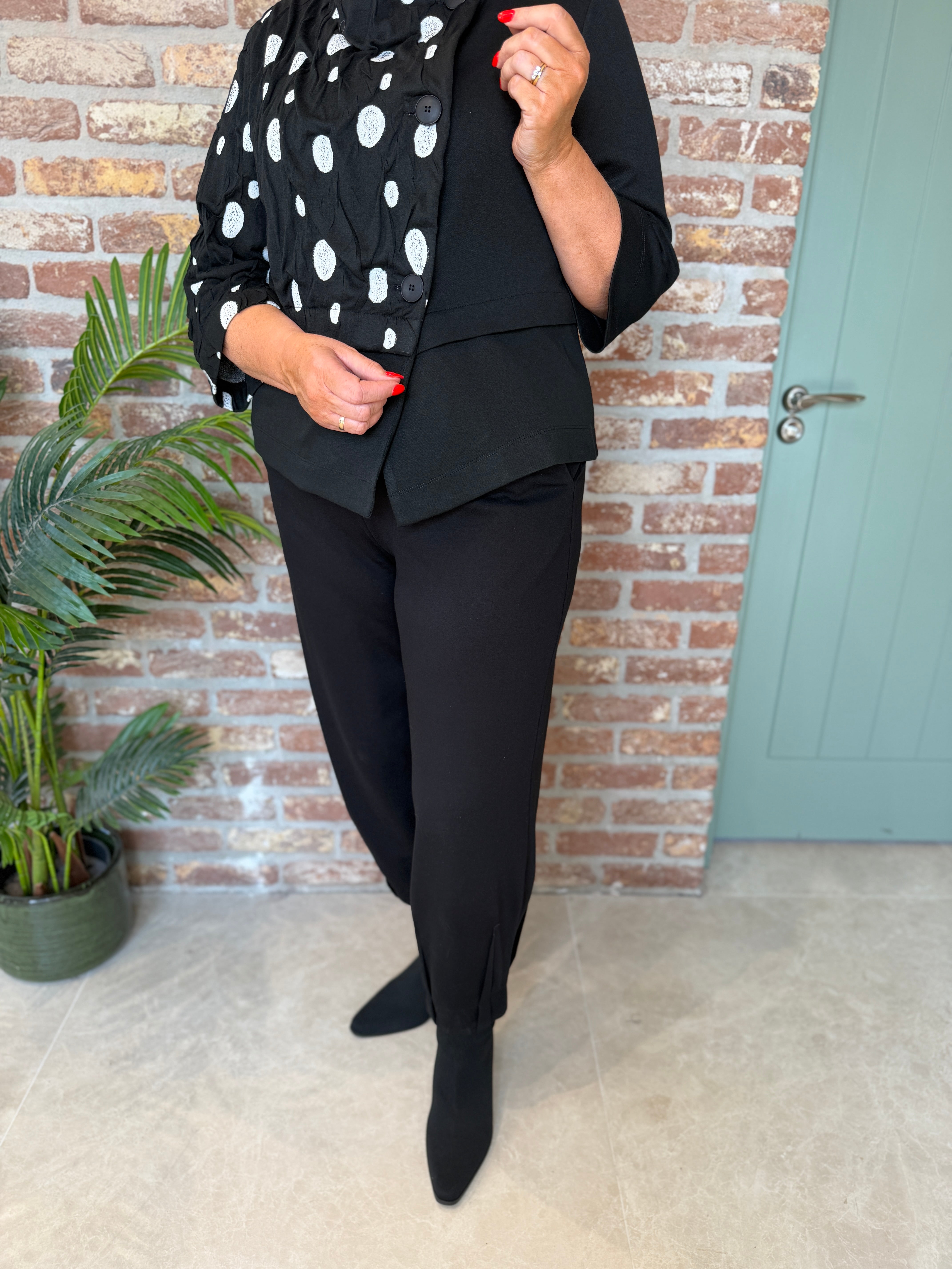 pin tuck hem trousers