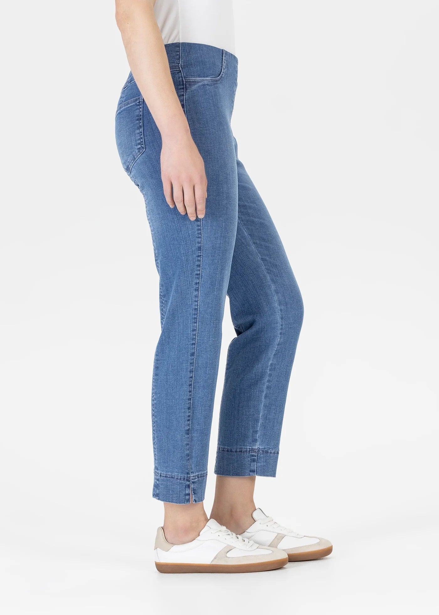 Stehmann Igor Pull on 6/8 Jeans In light blue