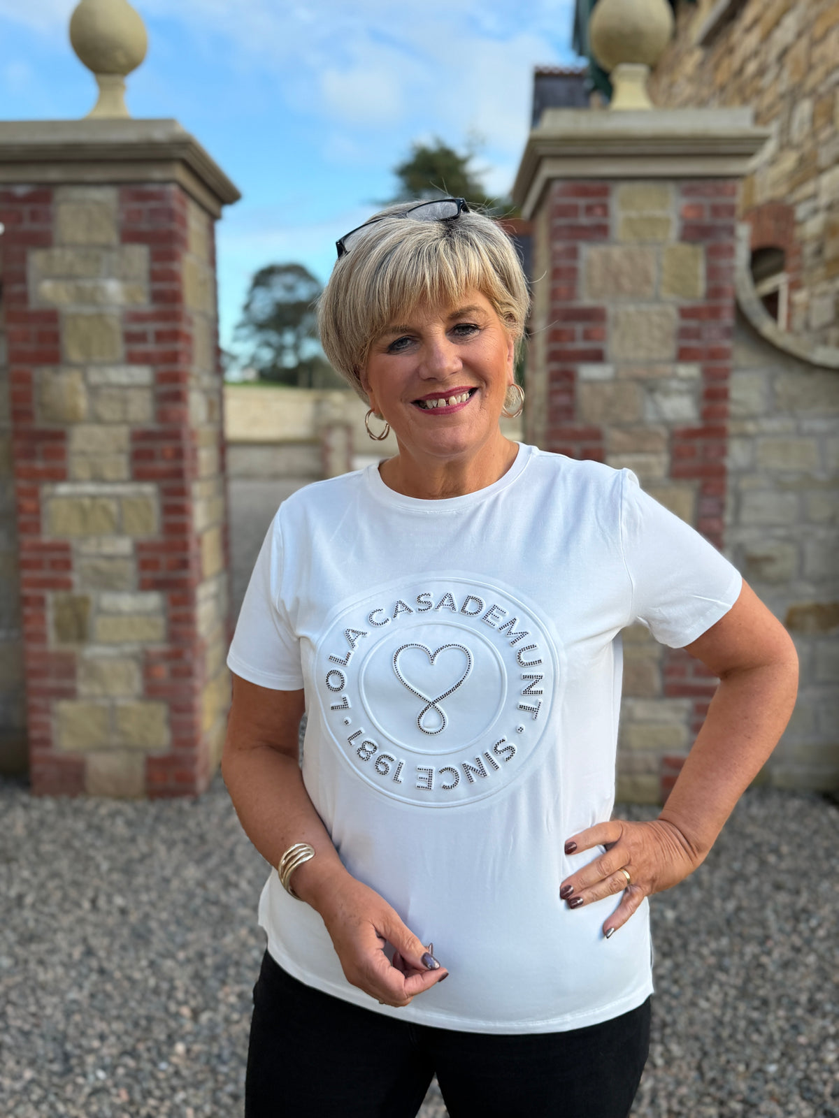 T-shirt with heart donut print in white