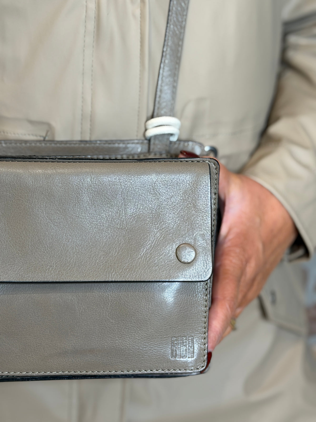BIBA leather Murray Garnet Cross body bag in stone