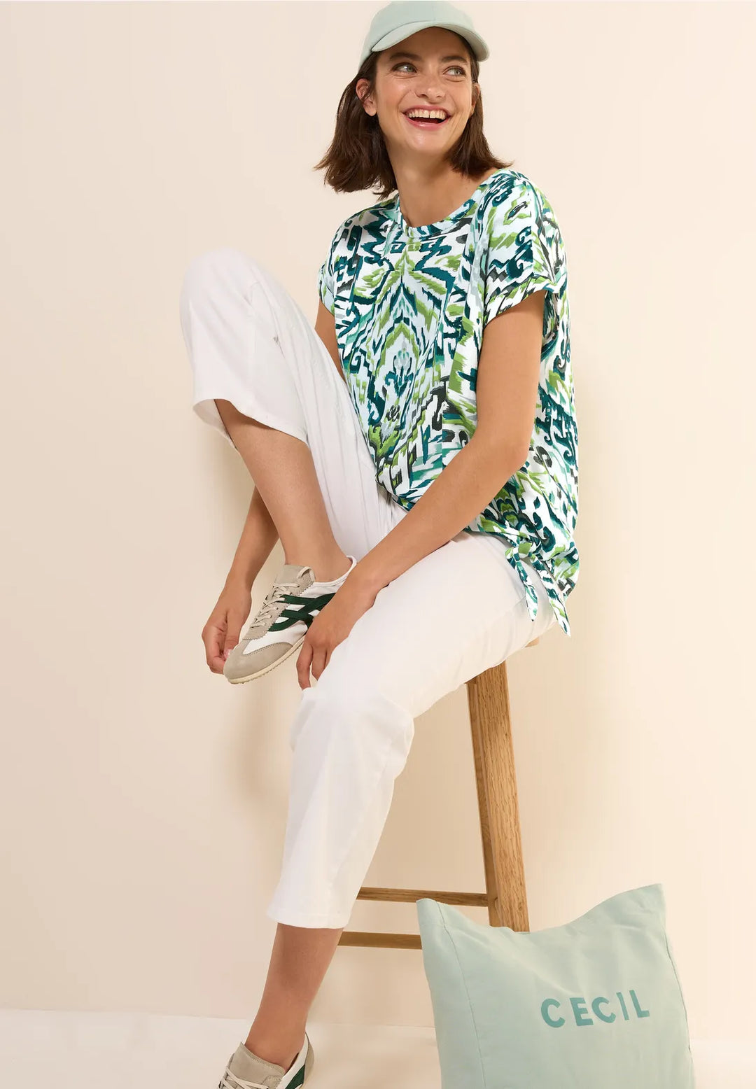 Cecil Linen Knot Blouse In Green Lagoo