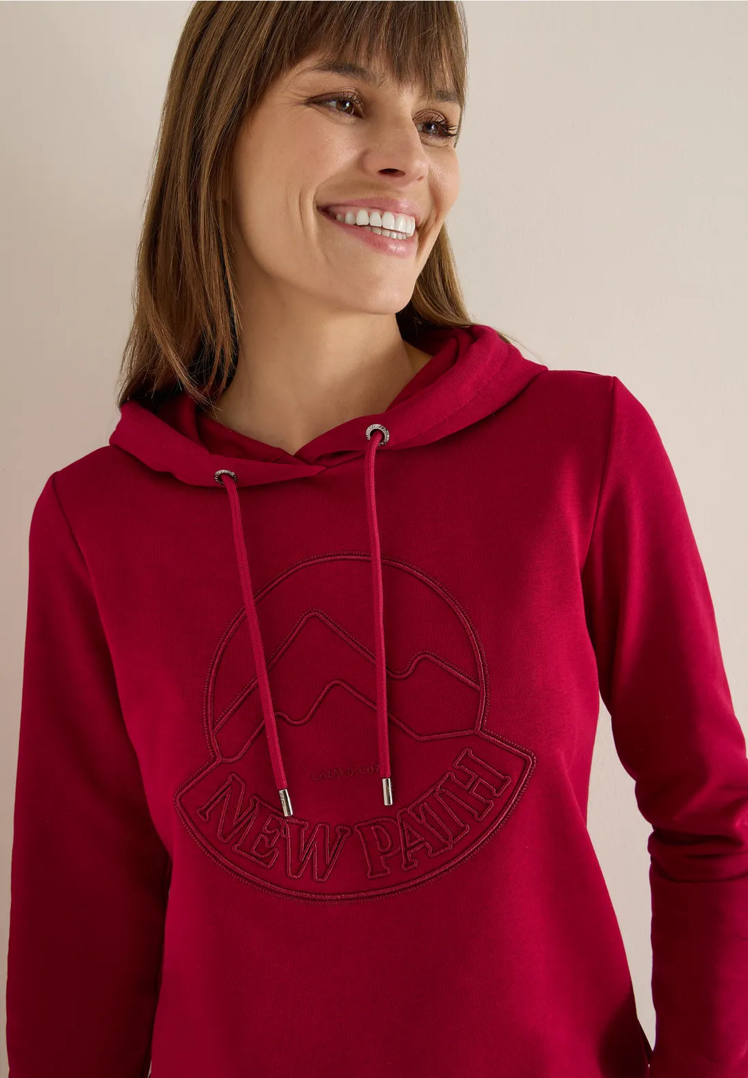Cecil Embroidery Hoodie In Beaujolais Red