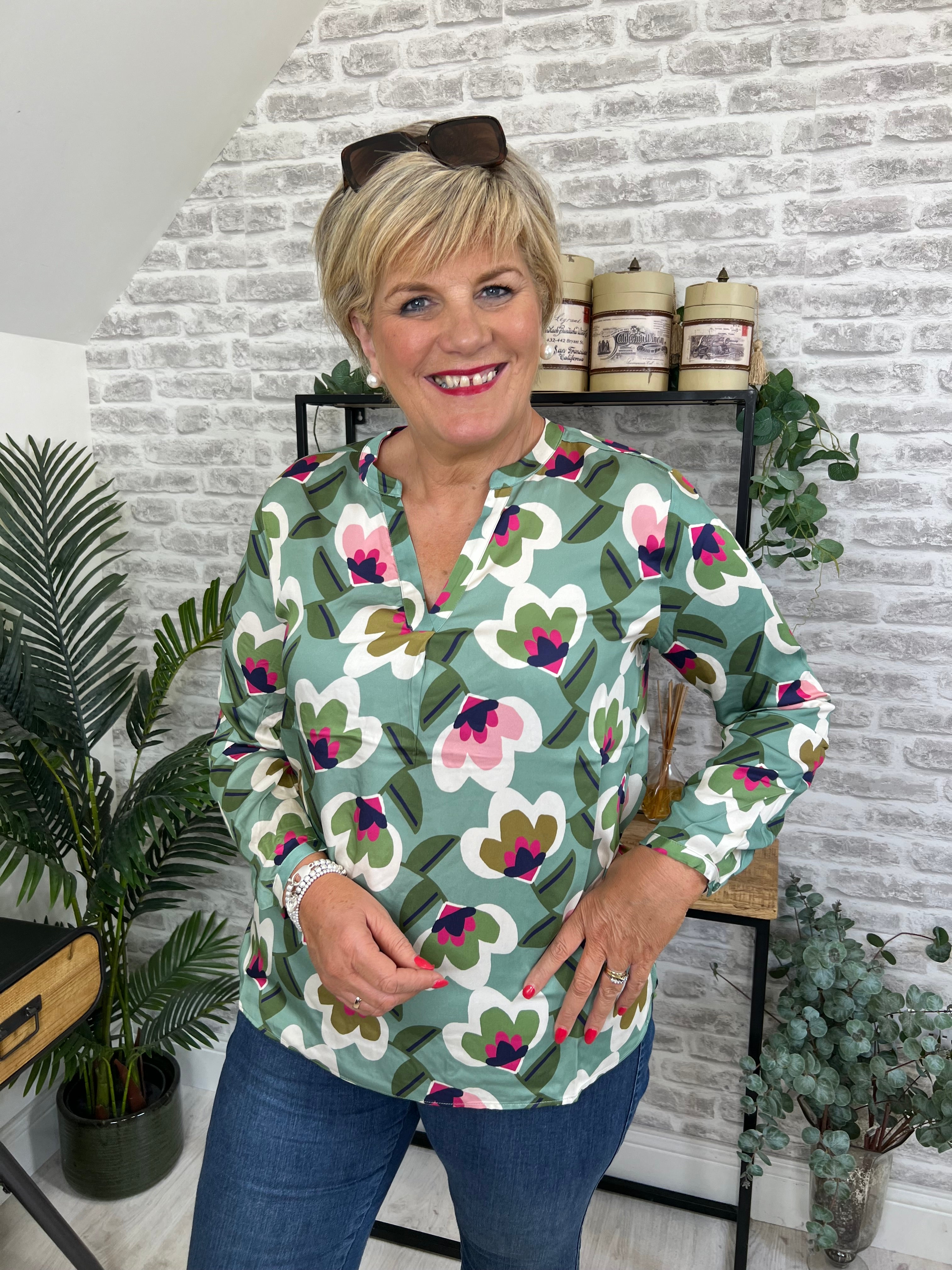 Milano Italy Floral Print Blouse In Sage