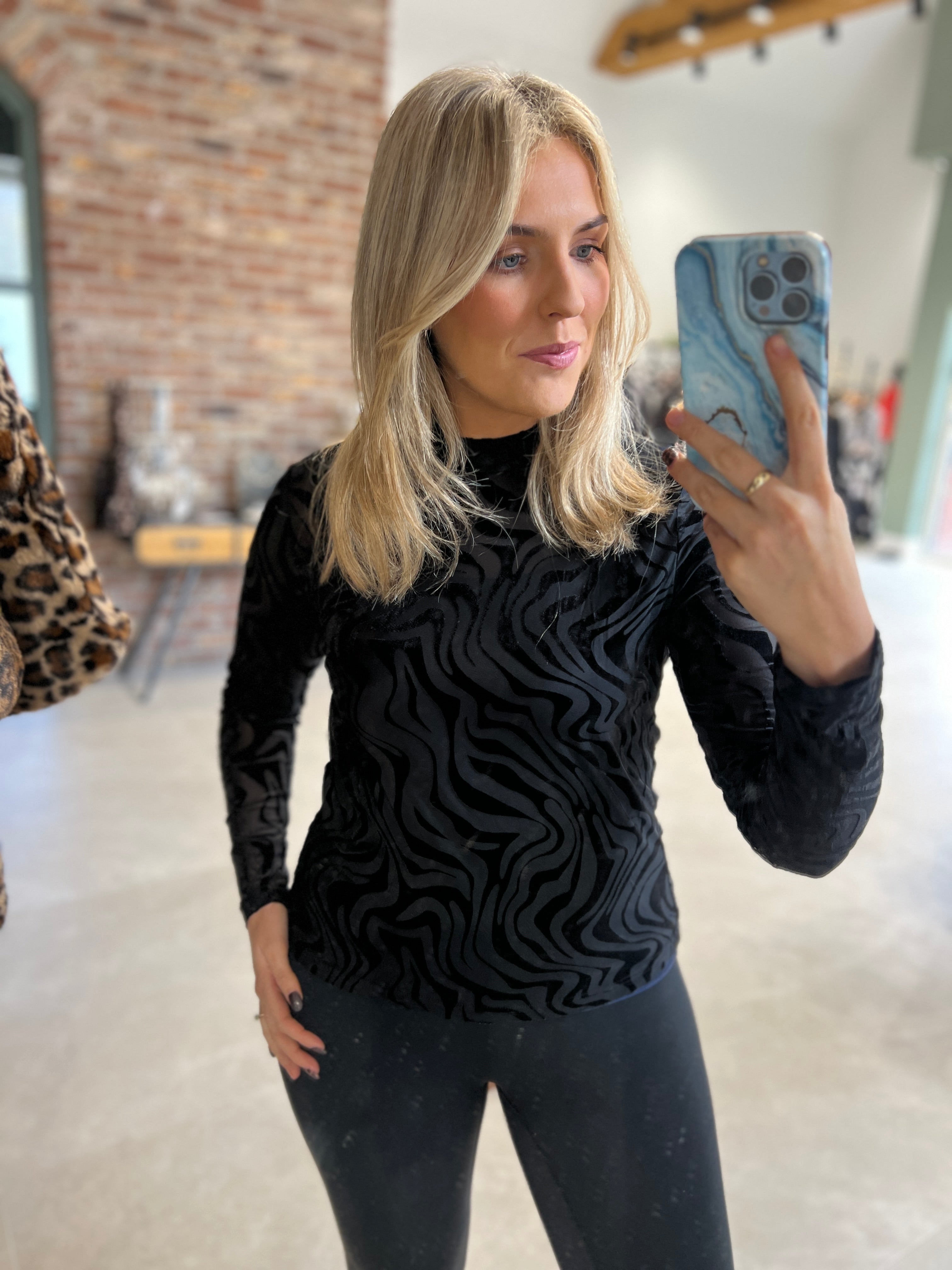 Nümph Nuvelva Patterned Top In Black