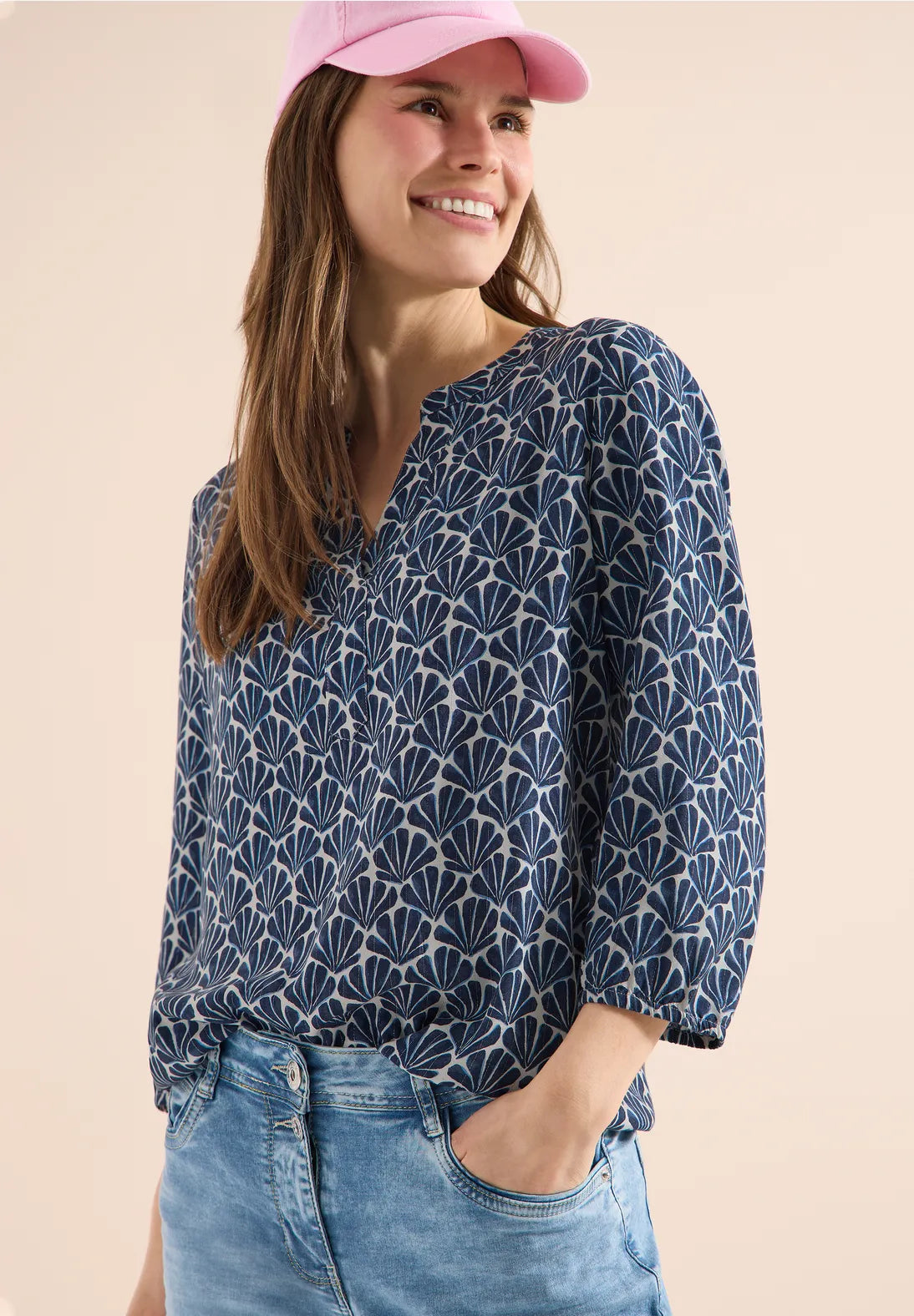 Cecil v-neck print Blouse In Universal Blue