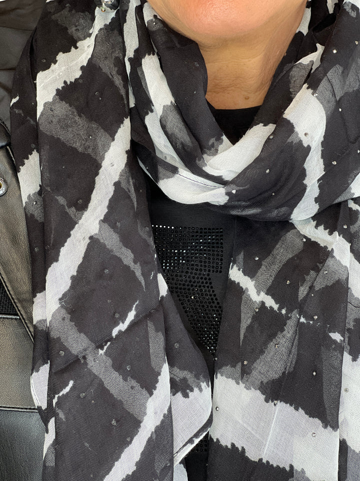 Monari Scarf With Print In Black Multi