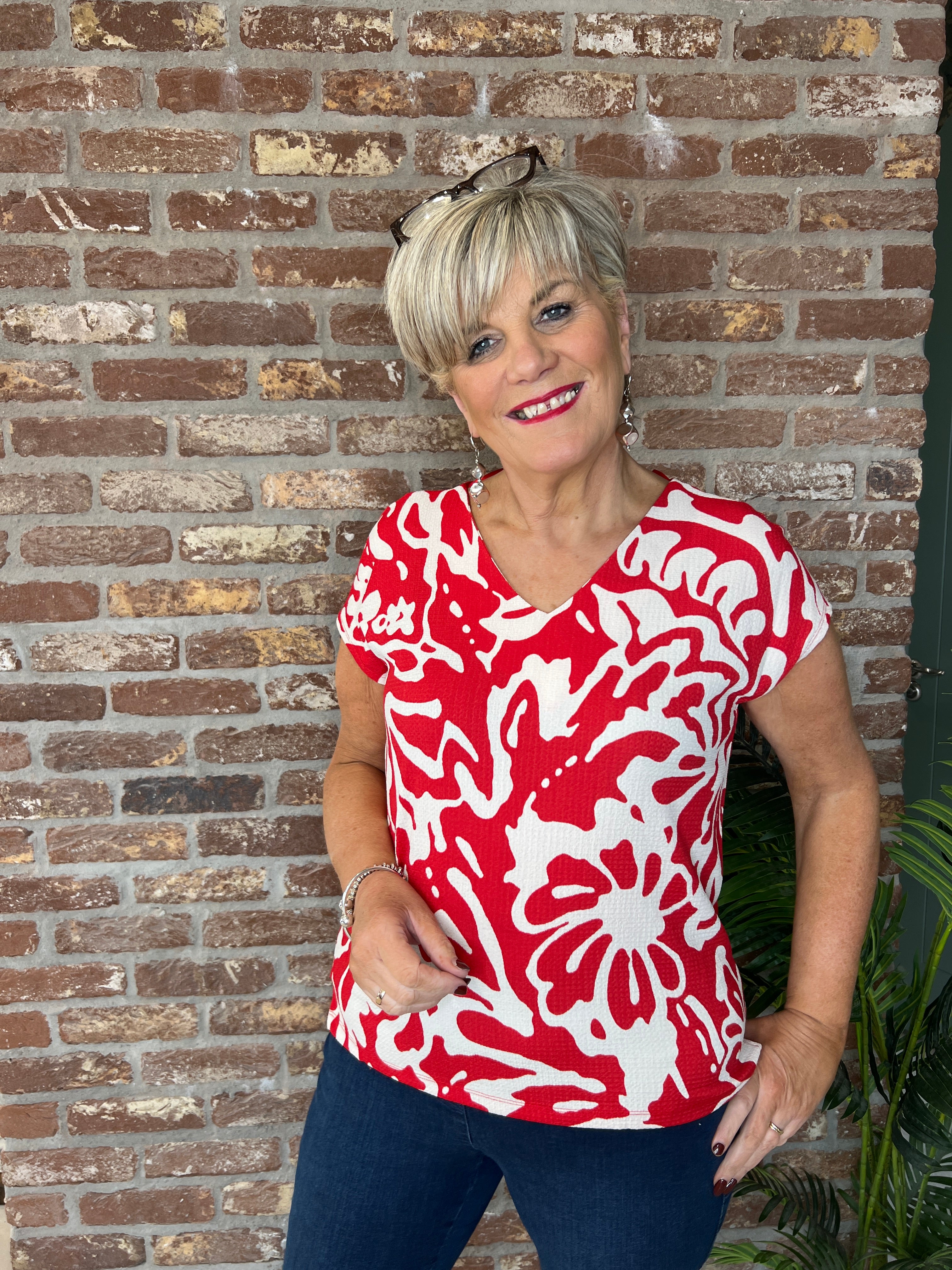 Street One V-neck floral top In Salsa Red