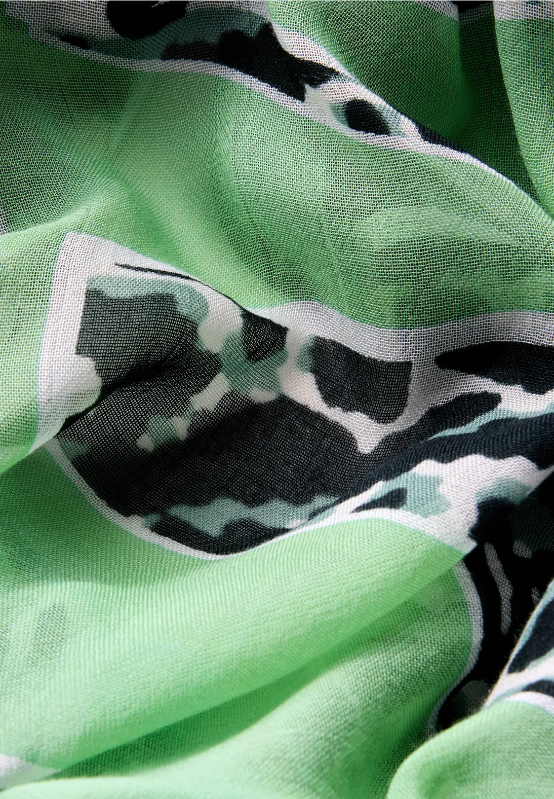 Cecil Leopard Loop Snood In Ink Green