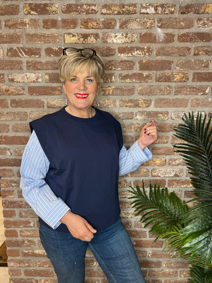 Nümph Nusinei Mix sweatshirt In Dark Sapphire