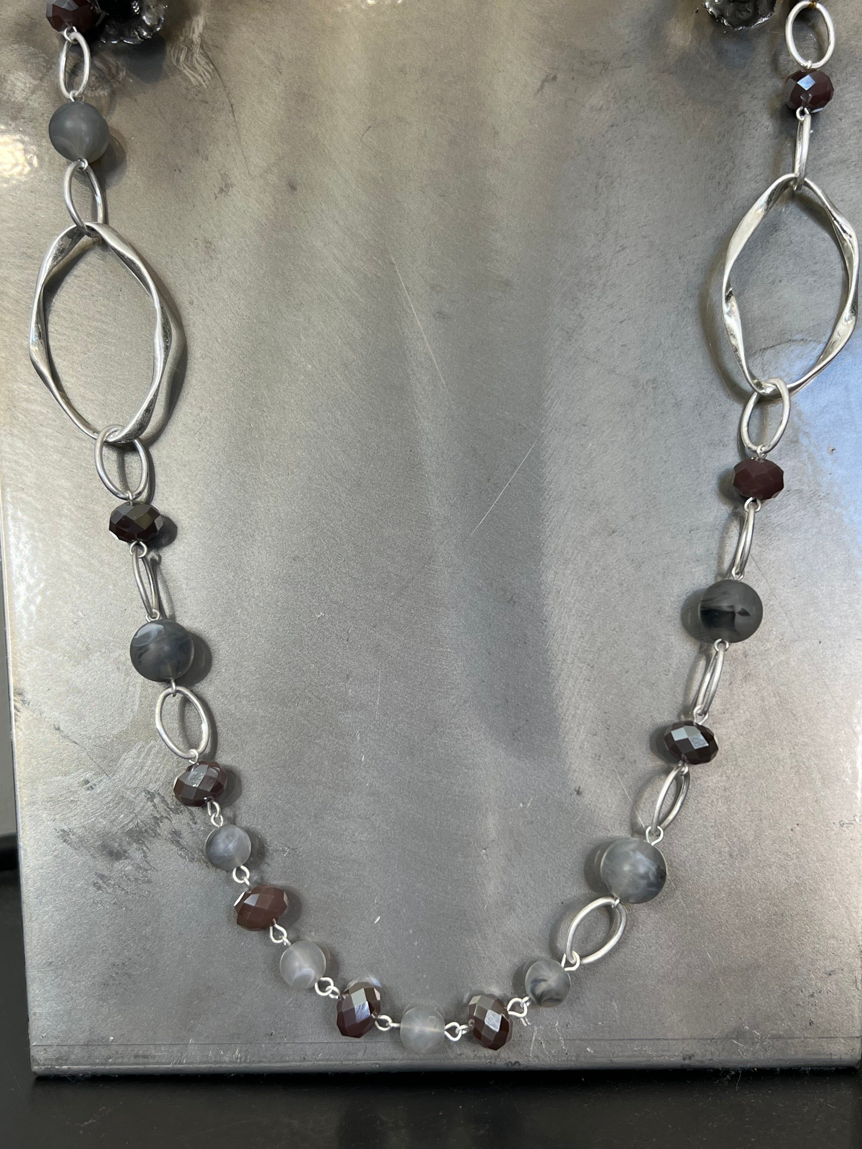 Eliza Gracious Beaded Necklace In Grey