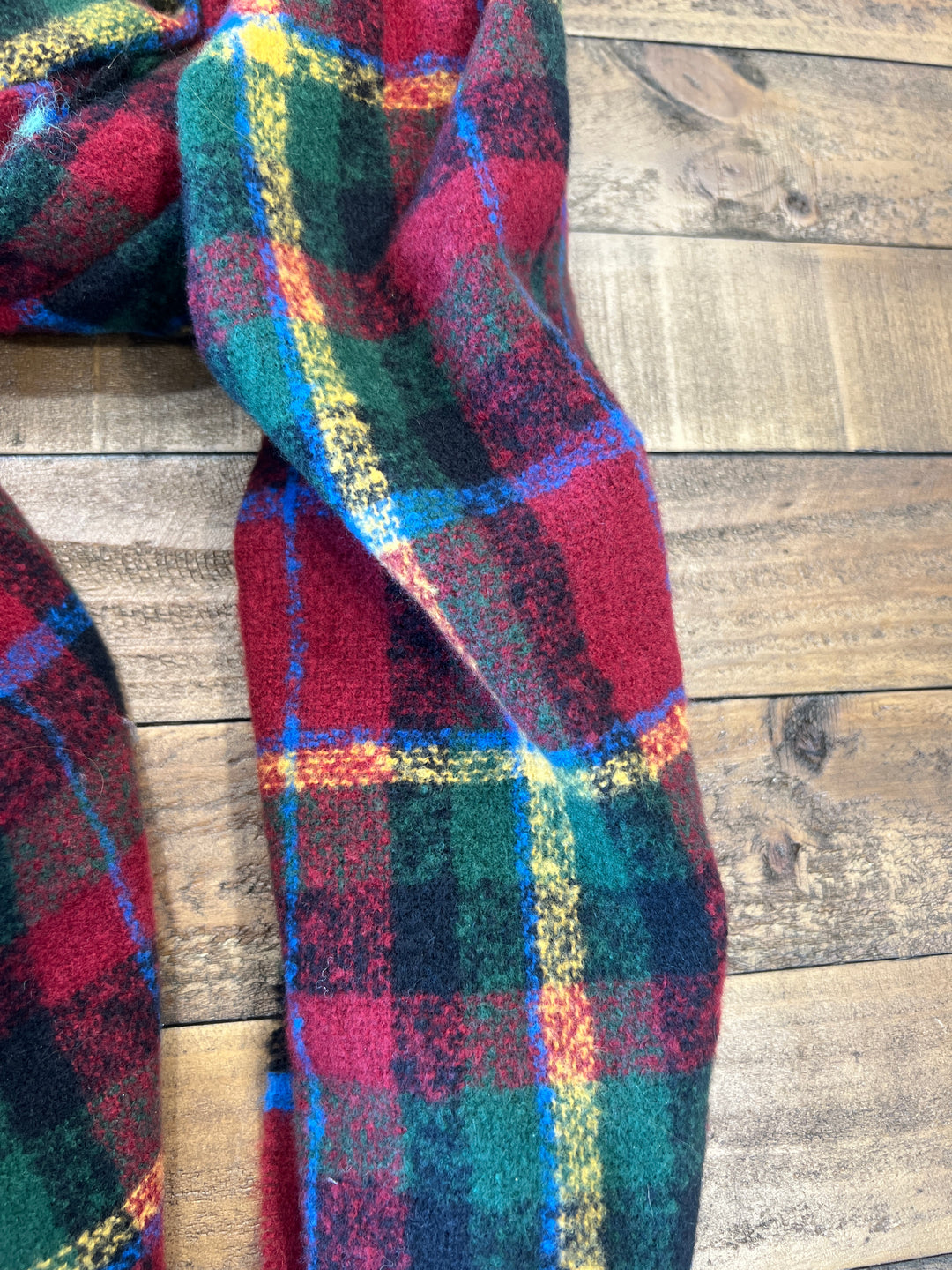 Elsa Tartan Scarf In Red Multi
