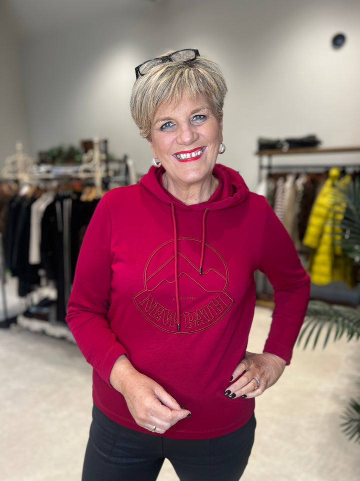 Cecil Embroidery Hoodie In Beaujolais Red