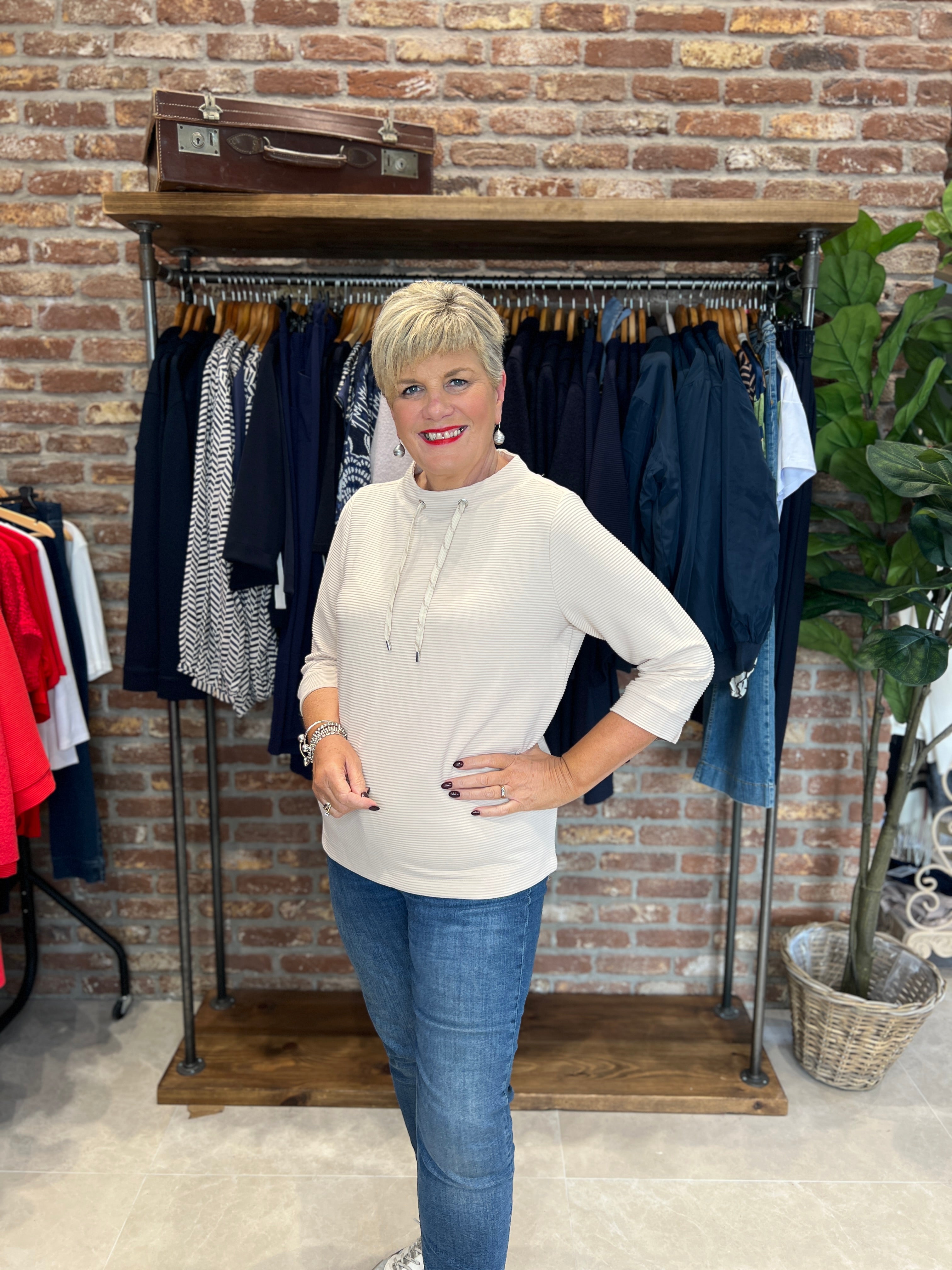 Cecil Ribbed Funnel Neck sweatshirt In Oat Milk Beige