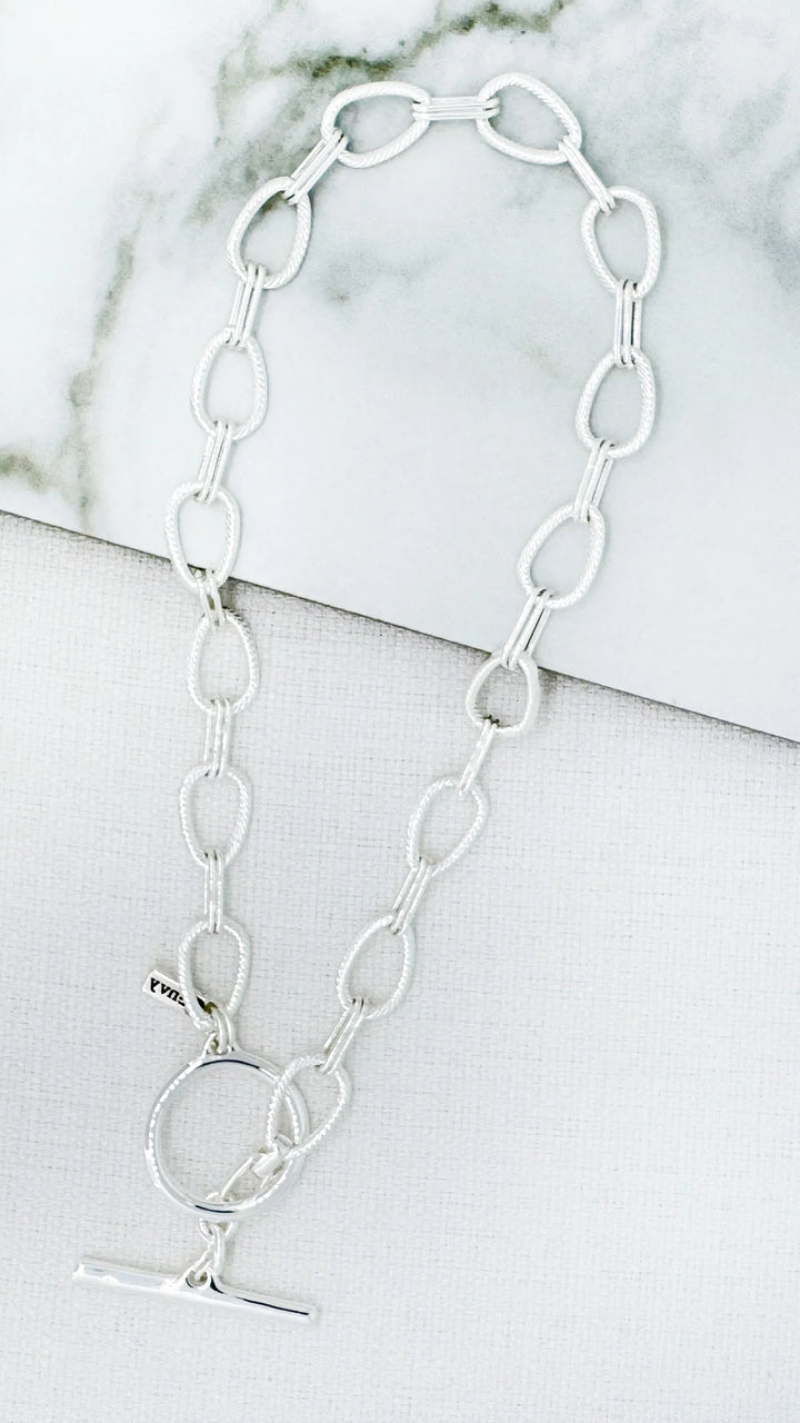 Envy short link t-bar necklace in silver