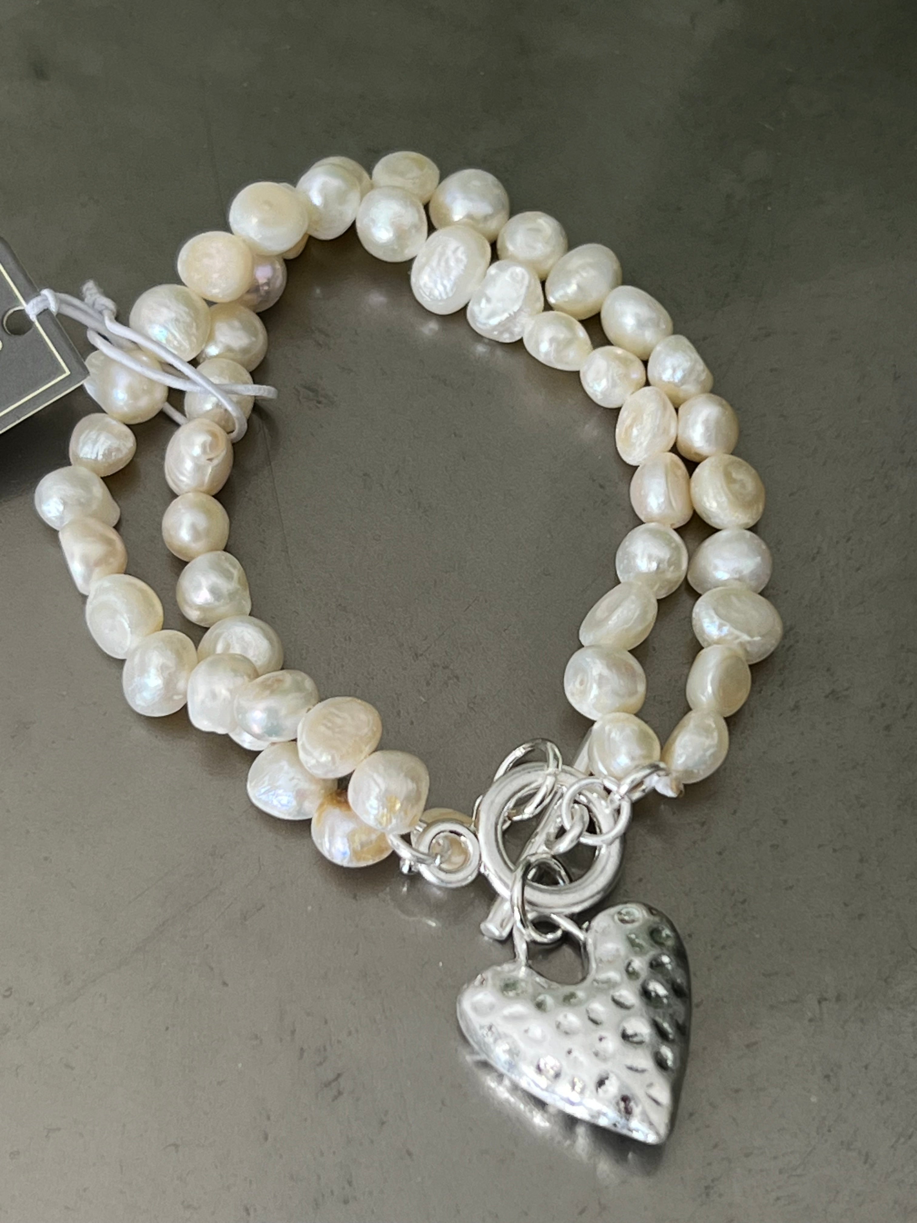 Eliza Gracious Freshwater Pearl With Beaten Heart In cream