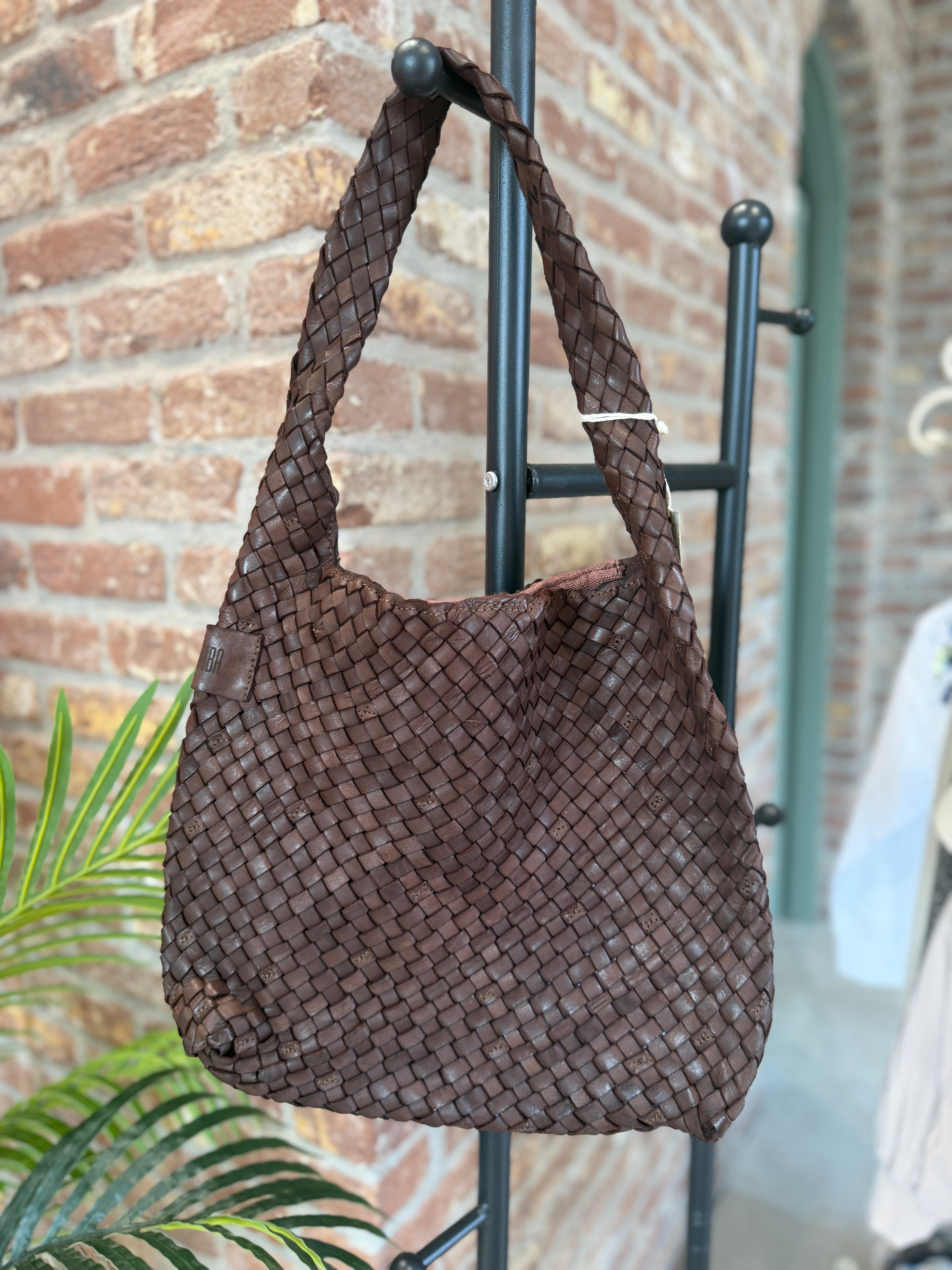 BIBA leather woven killen shoulder bag in Dark Brown