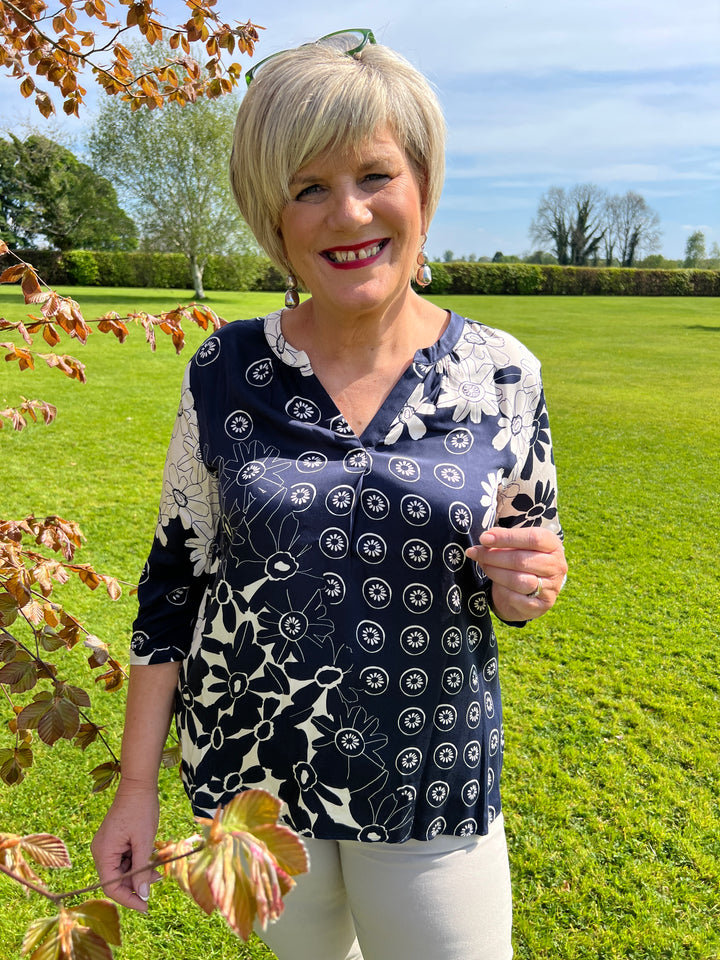 Milano Italy V-Neck Blouse In Navy Print