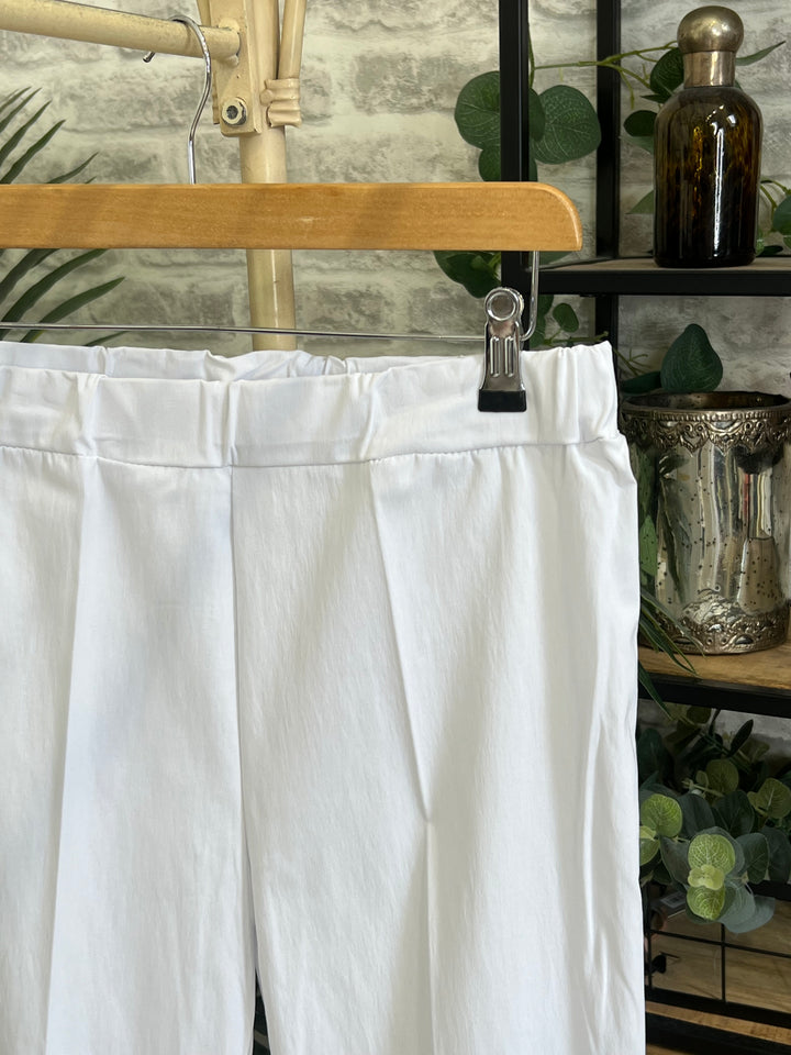 Deck By Decollage Buttoned Trousers In White