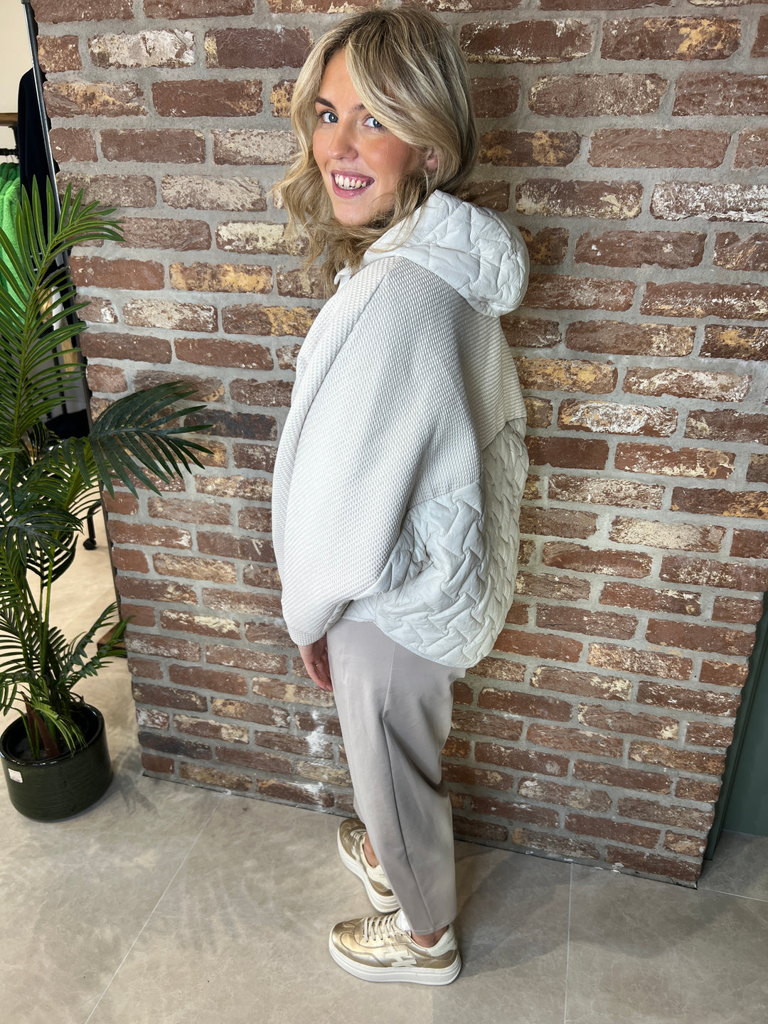 Deck By Decollage Hooded jacket In Cream