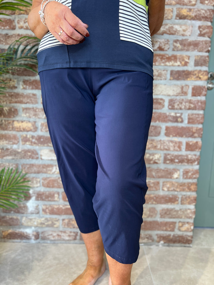Peruzzi essential slouch Trousers In navy