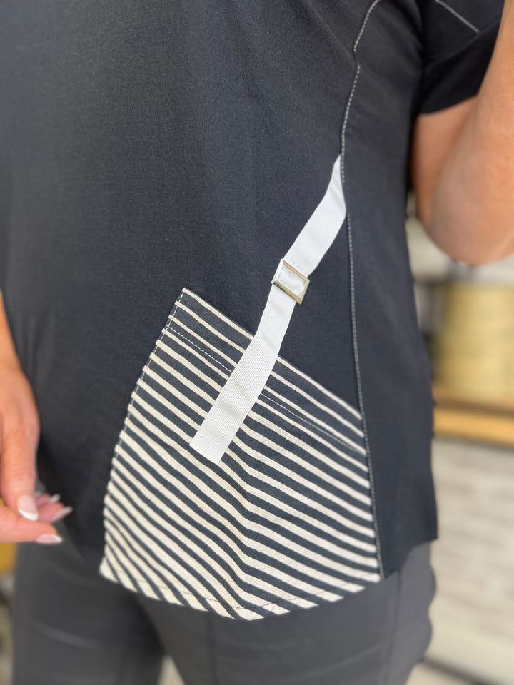 Peruzzi Graded Stripe Pocket Top In Black