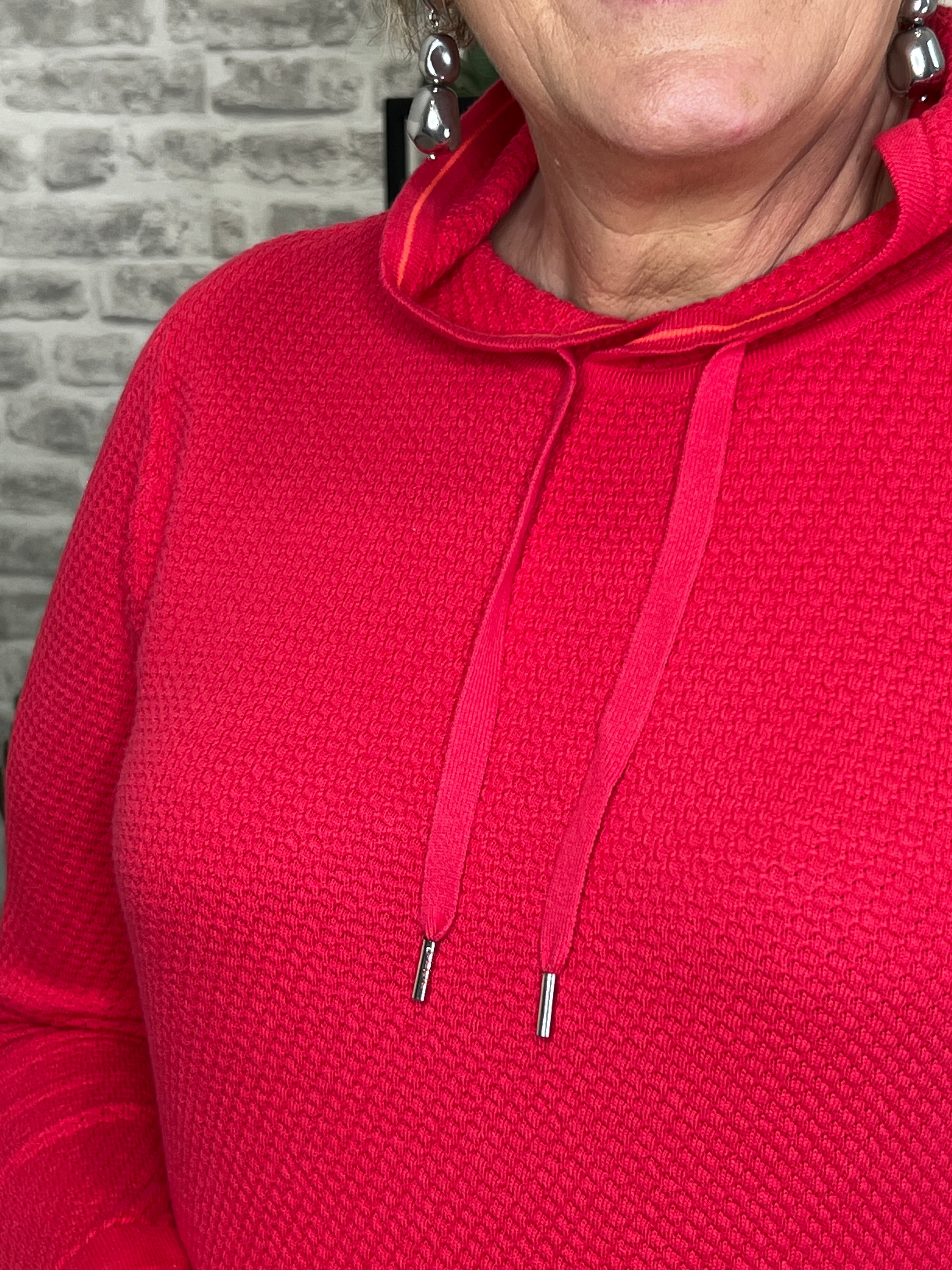 Cecil Structured Hoodie In Red