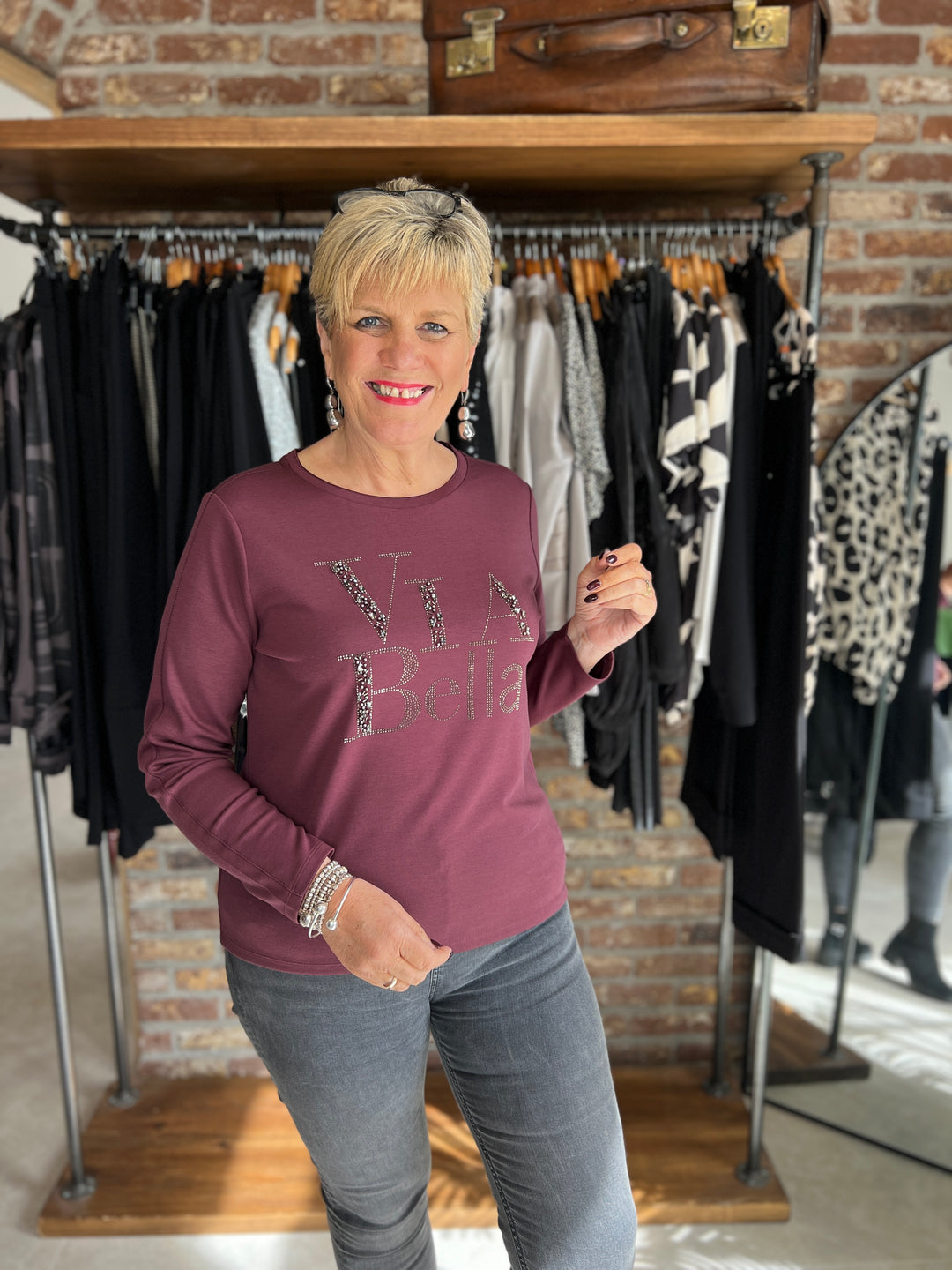 Monari Sweatshirt With Decorative Writing In Bordeaux