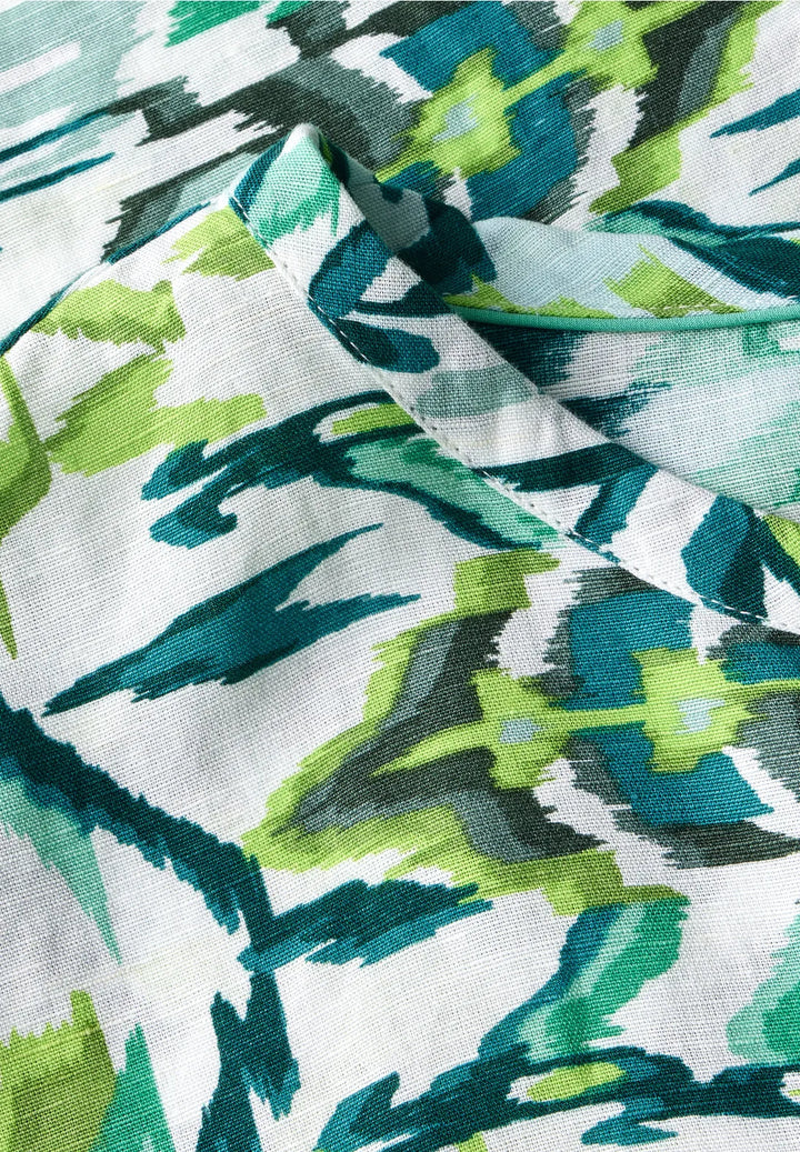 Cecil Linen Knot Blouse In Green Lagoo