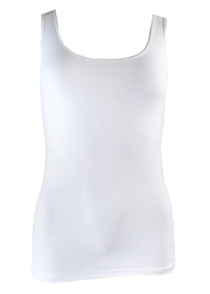 Deck By Decollage Pia Vest Top In White