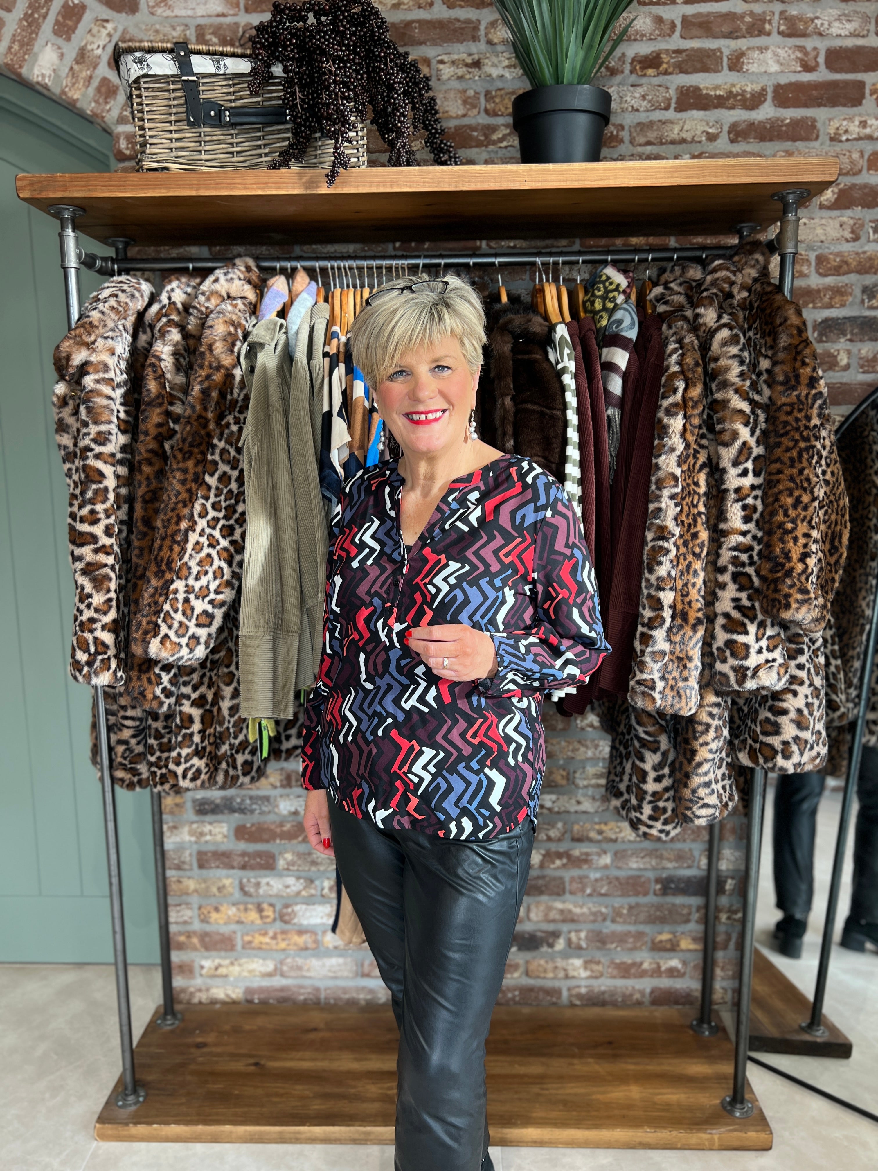 Cecil Geometric Blouse In Black Multi