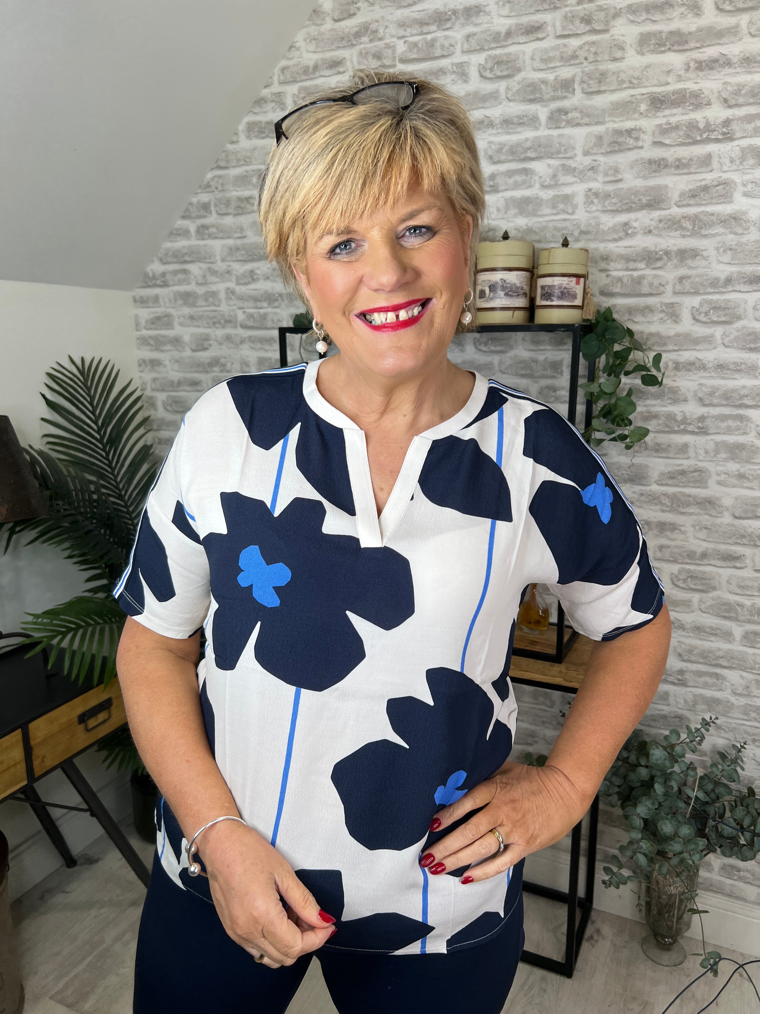 Oui Blouse With flower Print In Light stone & blue