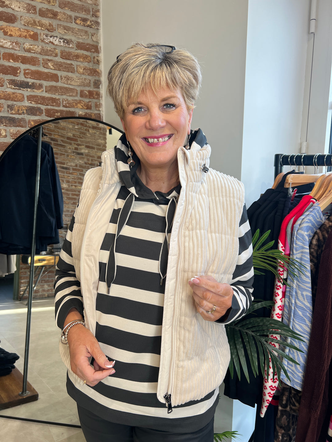 Cecil Cord Quilted Gilet In Pearl Beige