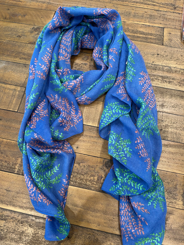 Amelia Lovely Leaves Print Scarf In Royal Blue