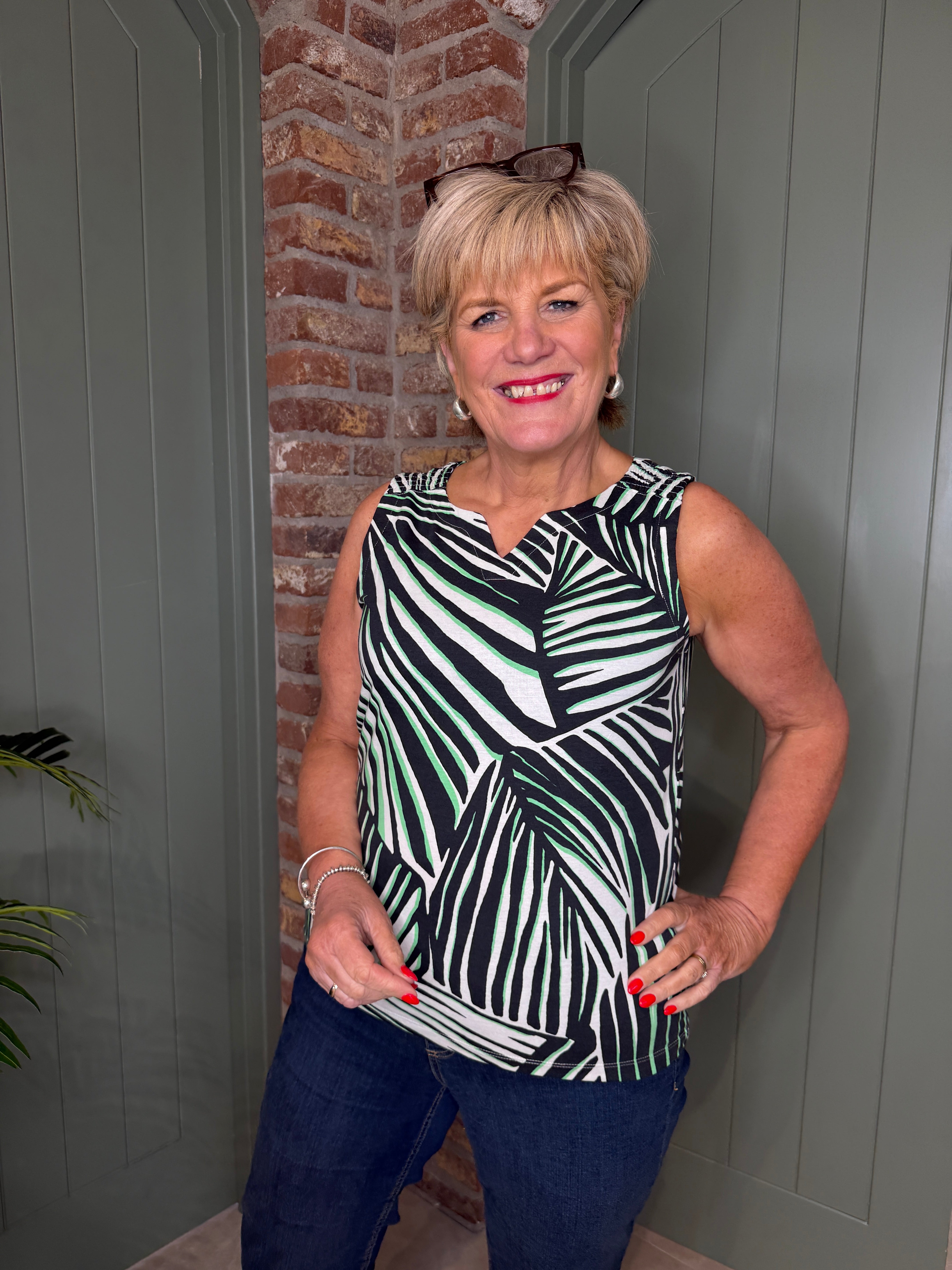 Cecil Smock Sleeveless Top In Palm Breeze Green