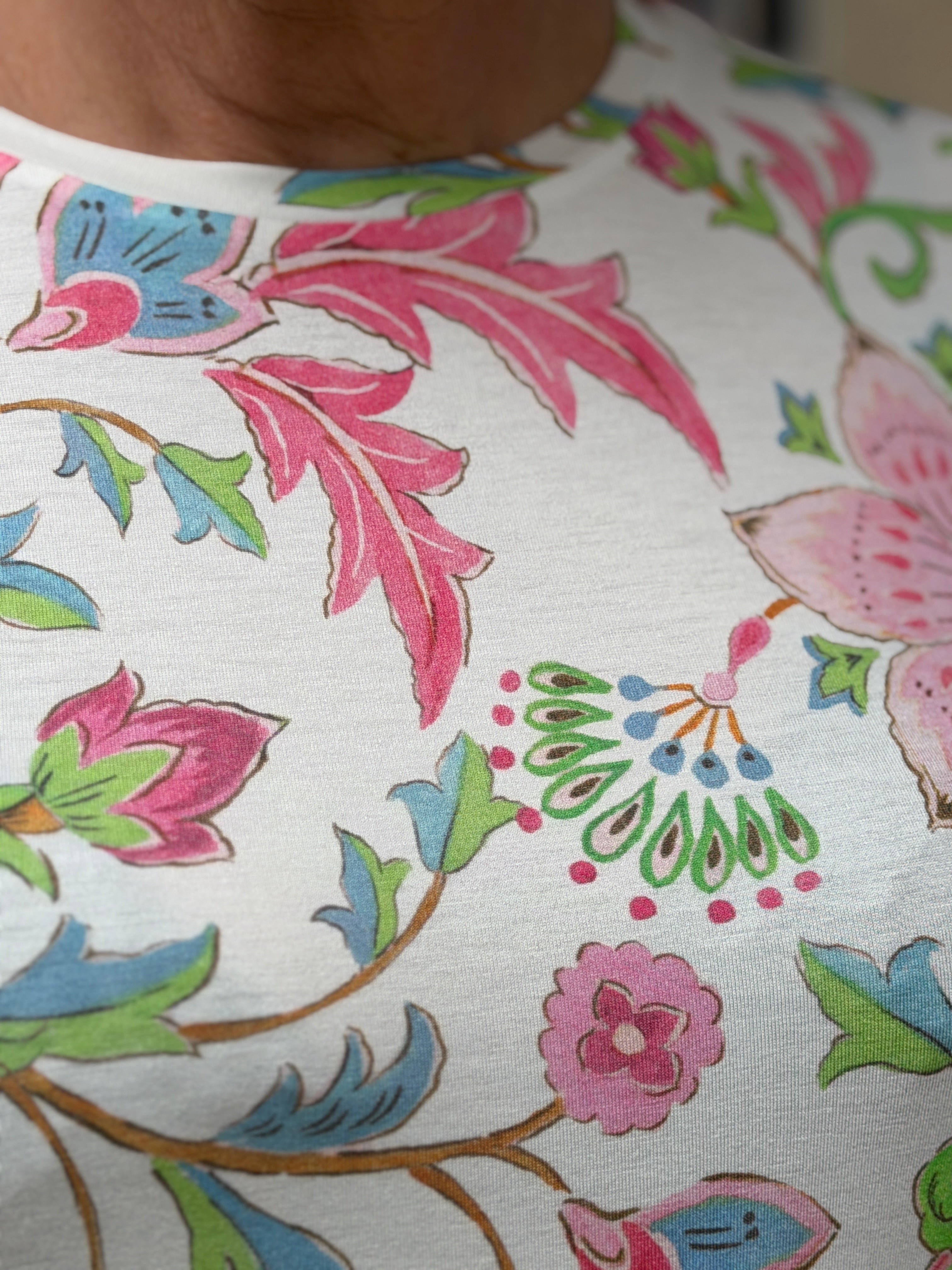 Monari Floral t-shirt In Champagne Beige