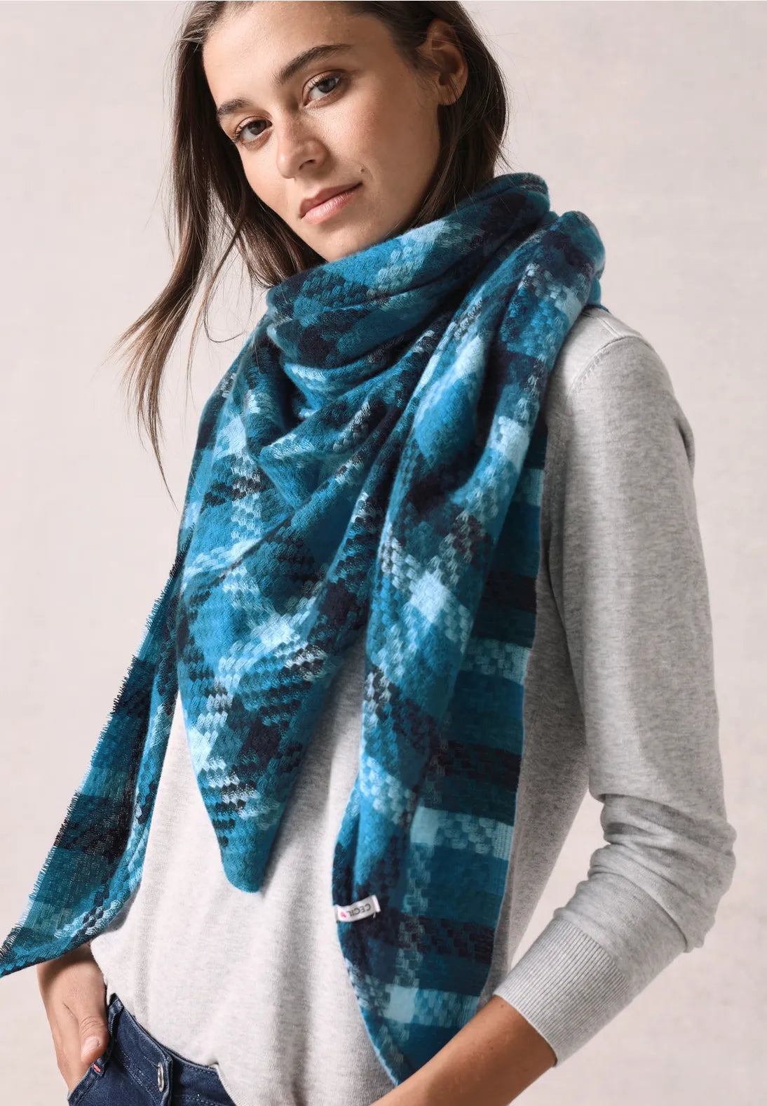 Cecil Woven Triangle Scarf In Dynamic Aqua