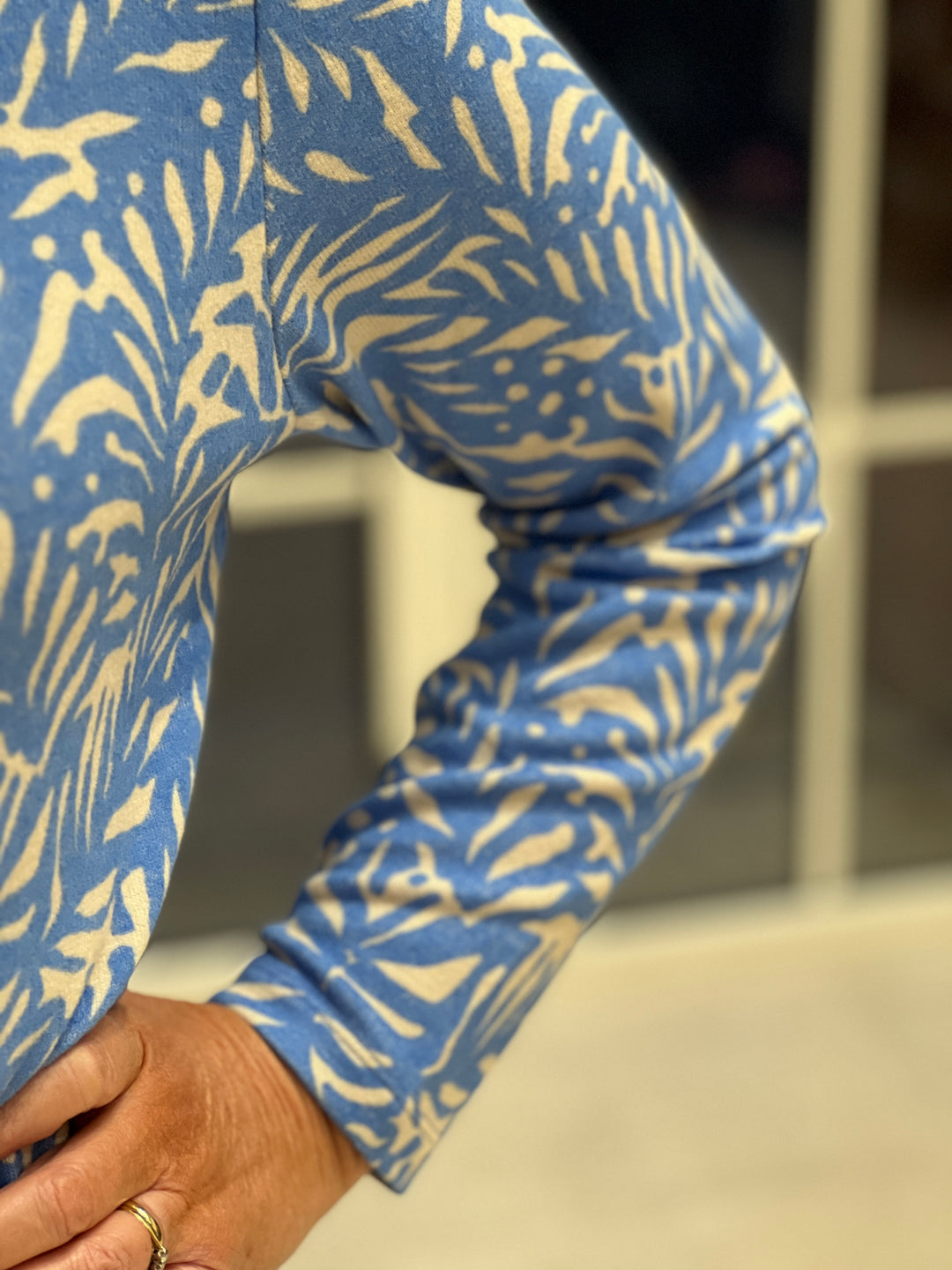 Cecil Two Tone Sweatshirt In Fountain Blue